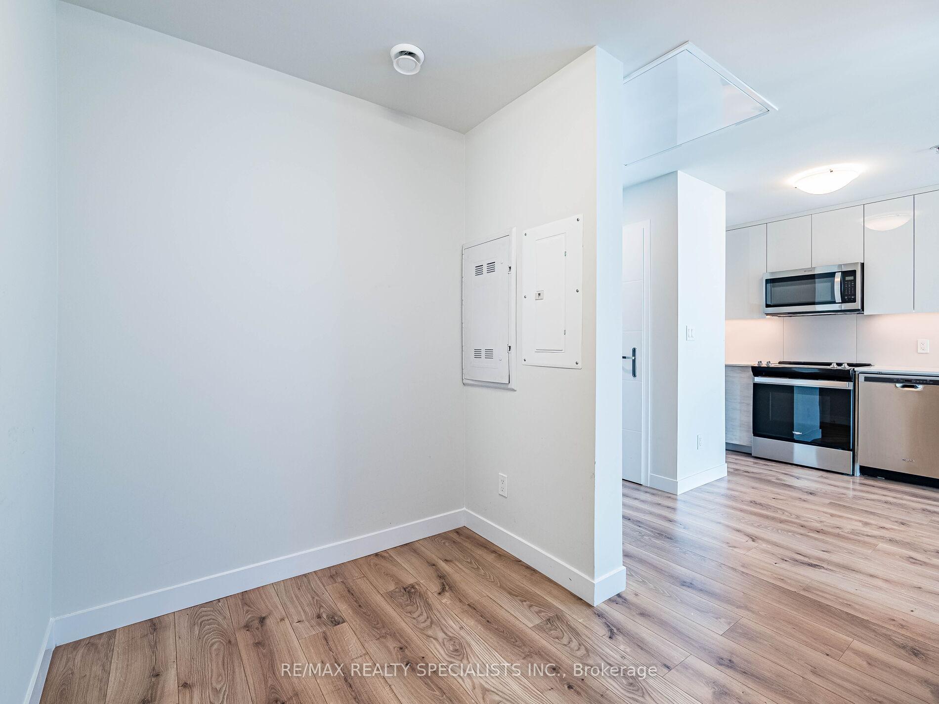 Photo 32 of Unit 1112, 60 Frederick Street, Kitchener — HOMEH