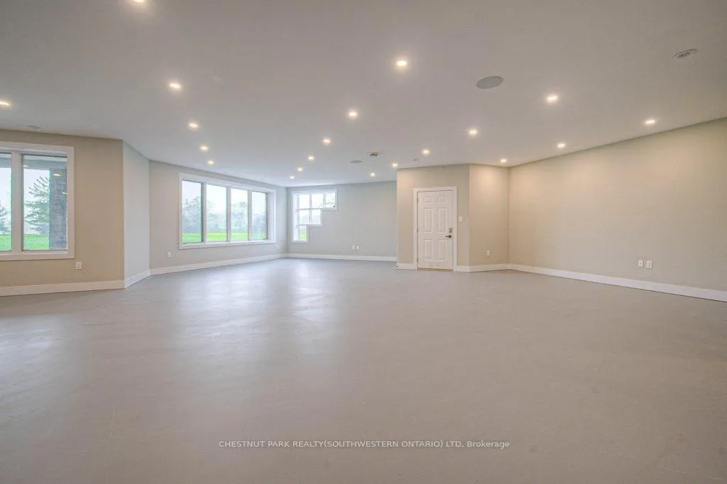 Photo 35 of 2930 Notre Dame Drive, Wilmot — HOMEH