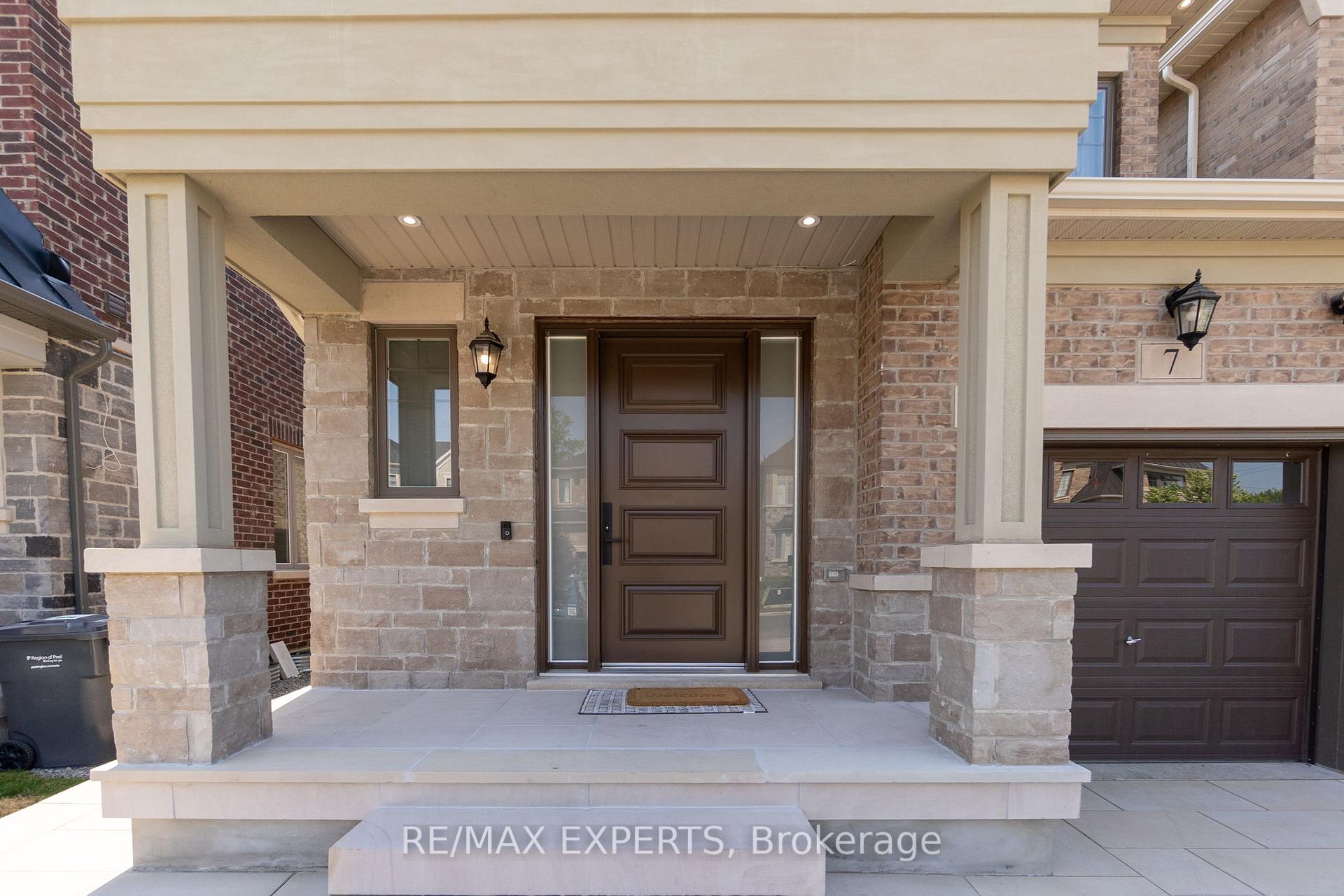 Photo 4 of 7 Clover Bend Terrace, Caledon, Bolton East — HOMEH