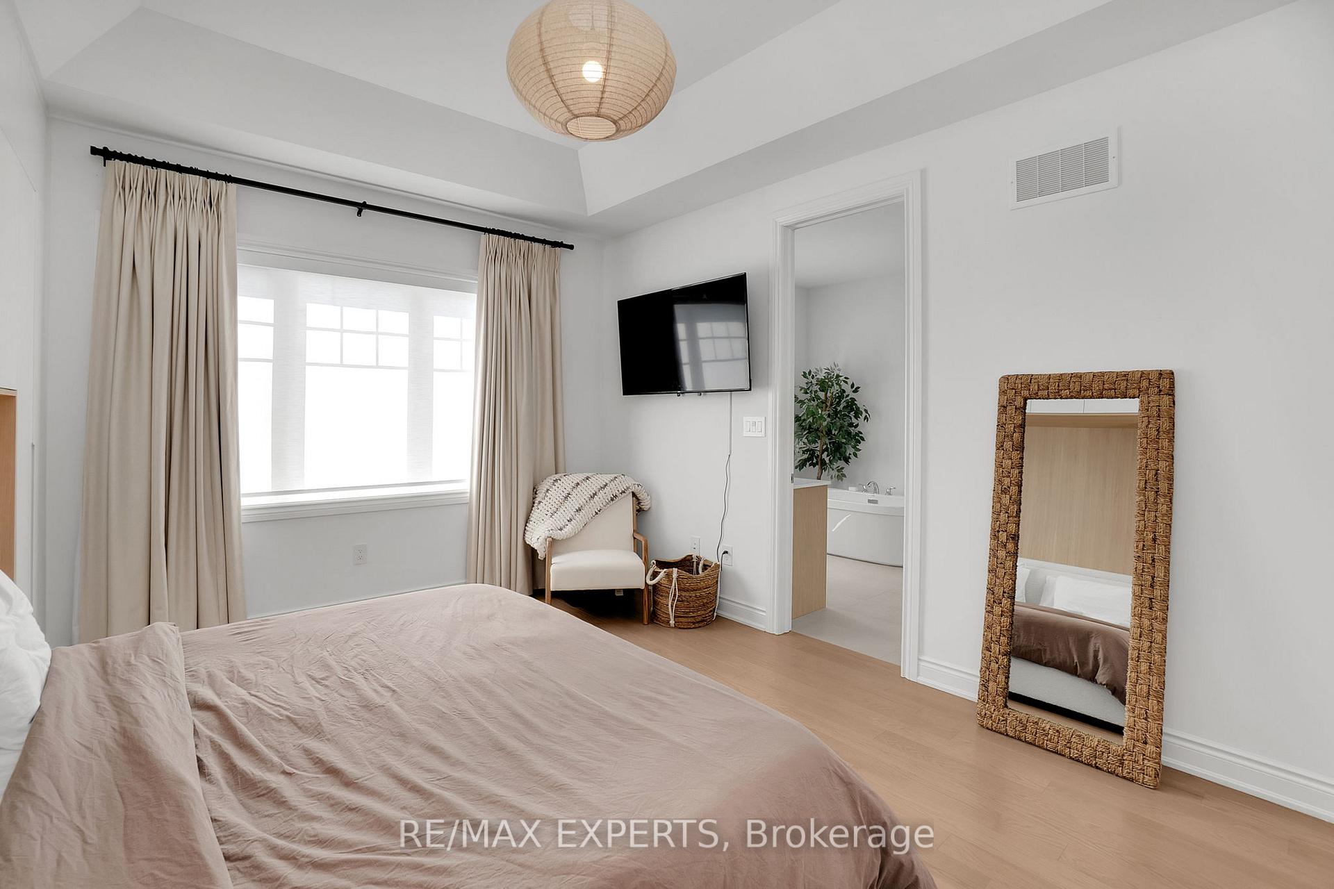 Photo 13 of 7 Clover Bend Terrace, Caledon, Bolton East — HOMEH