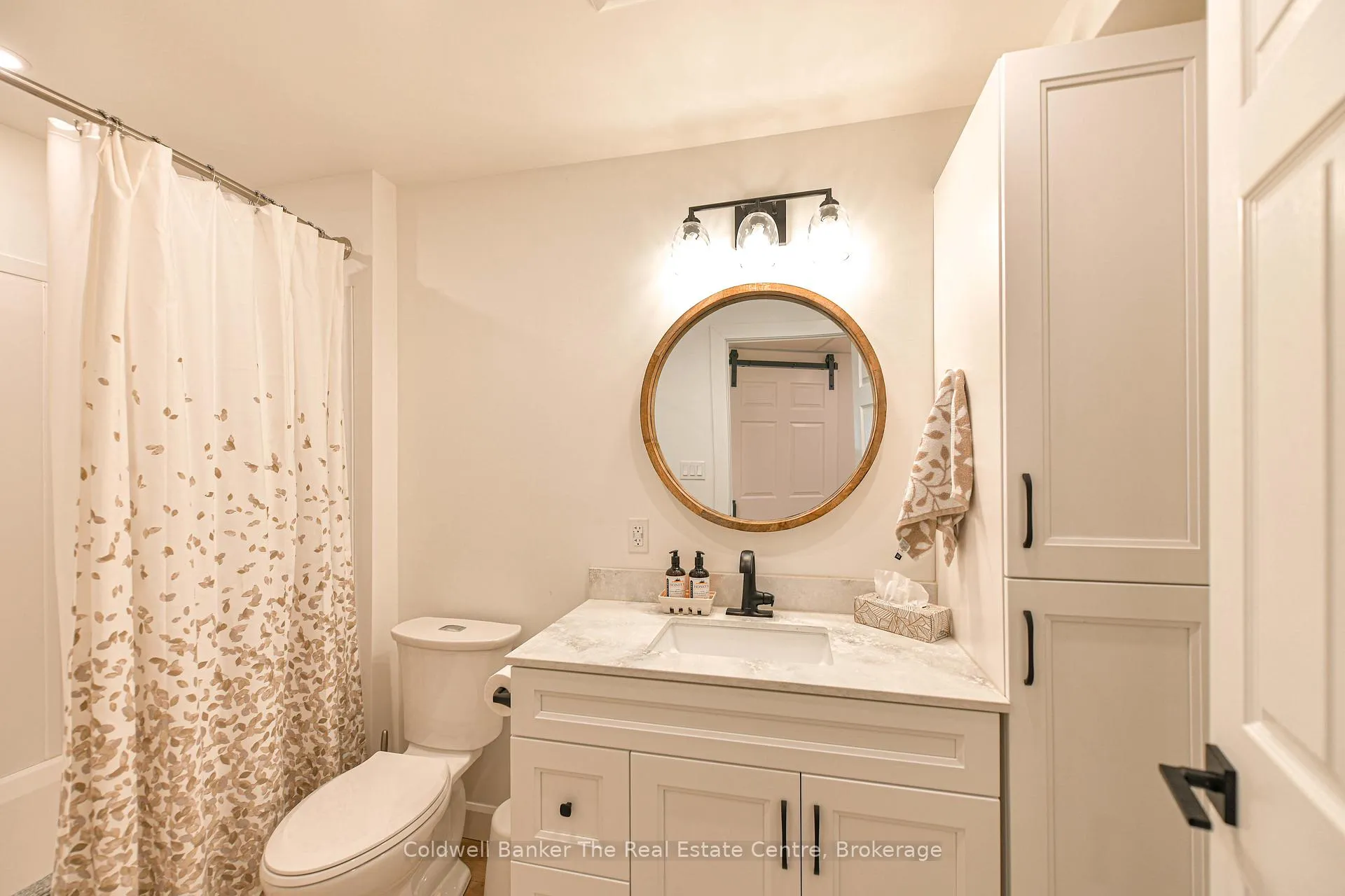 Photo 39 of 460 Phillip Street E, Gravenhurst, Muskoka (S) — HOMEH