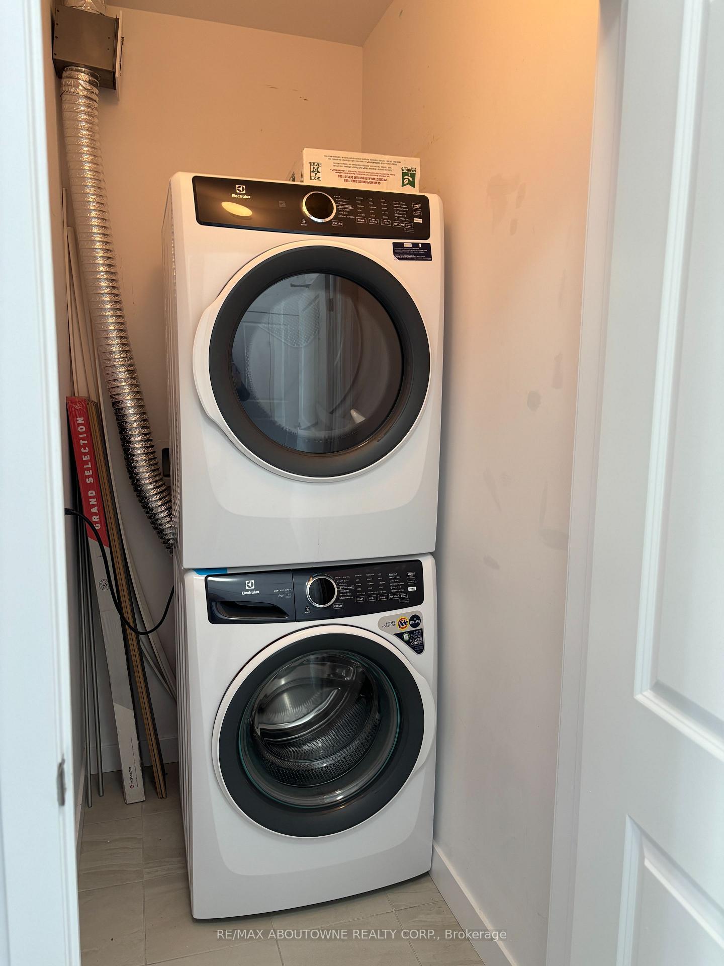 Photo 39 of Unit 608, 125 Shoreview Place, Hamilton, Stoney Creek — HOMEH