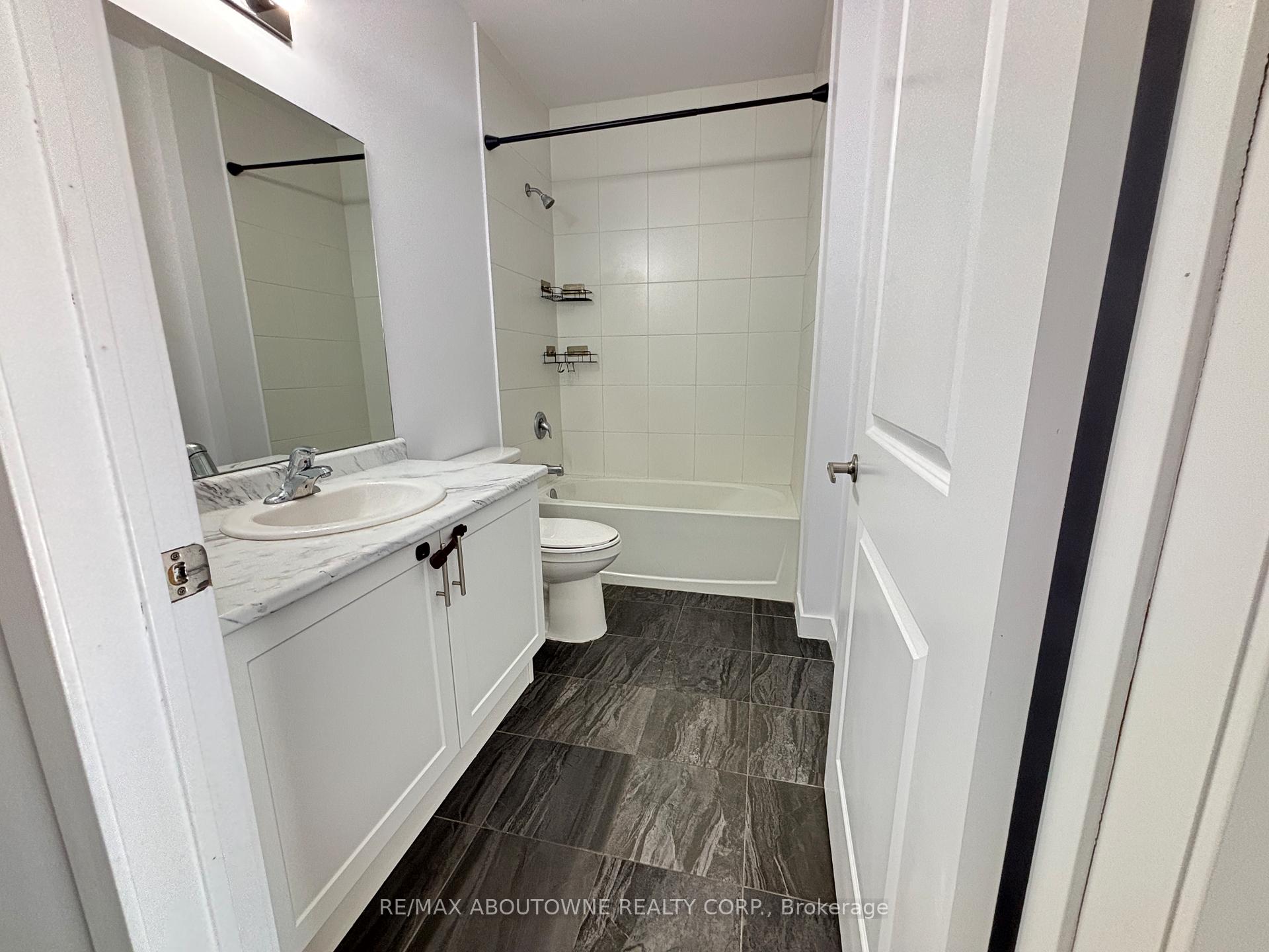 Photo 43 of Unit 608, 125 Shoreview Place, Hamilton, Stoney Creek — HOMEH