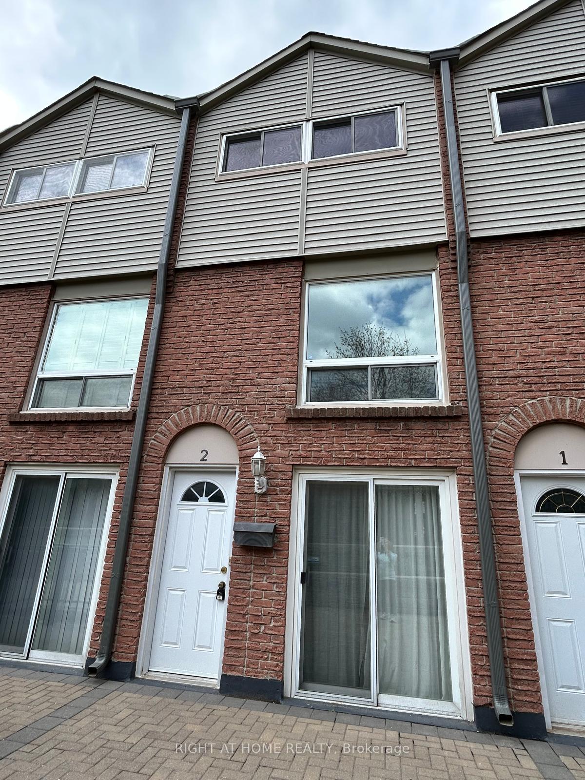 Front of Unit 2, 1666 Queen Street E