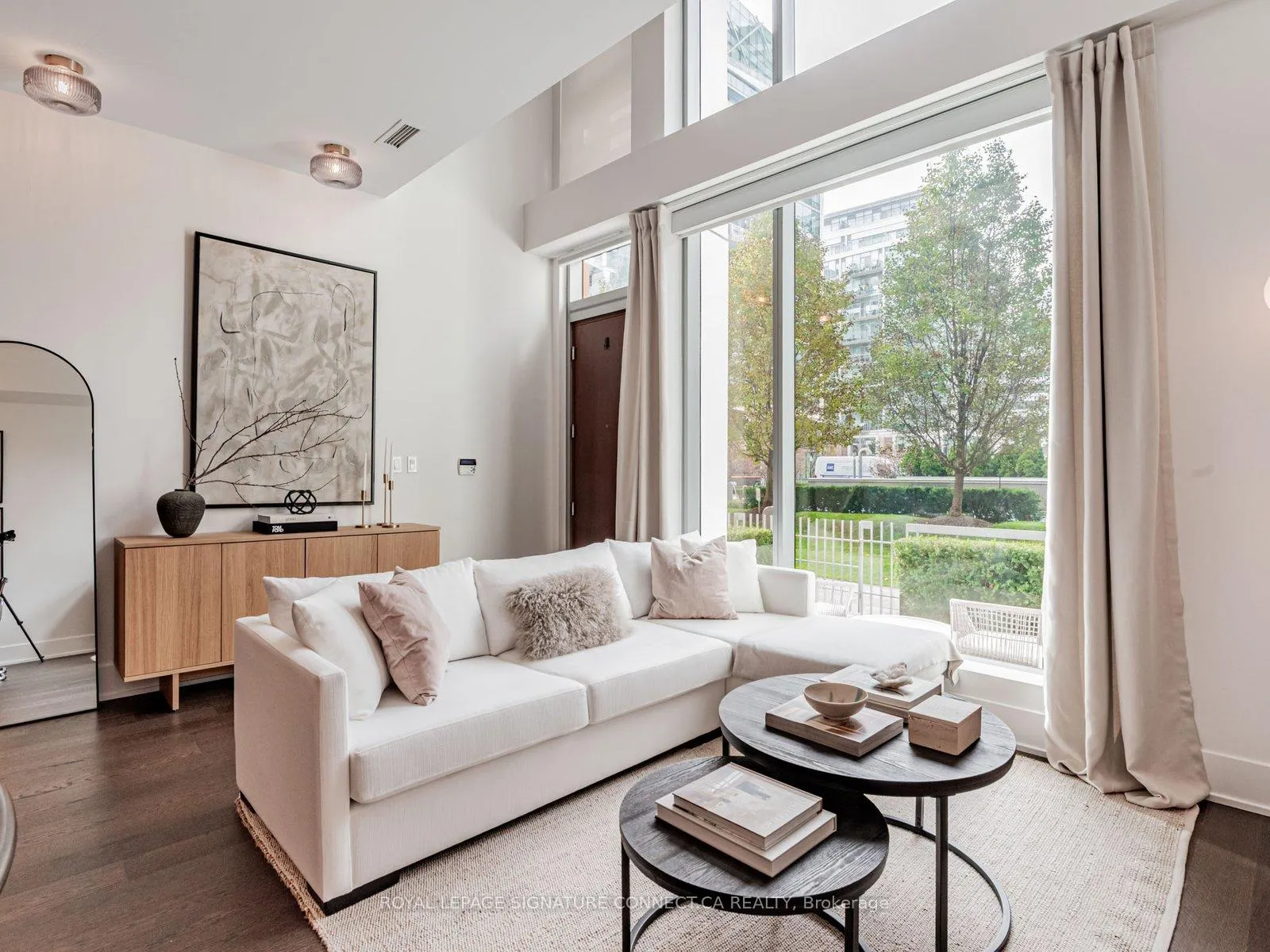Photo 1 of Unit TH132, 39 Queens Quay E, Toronto, Waterfront Communities — HOMEH