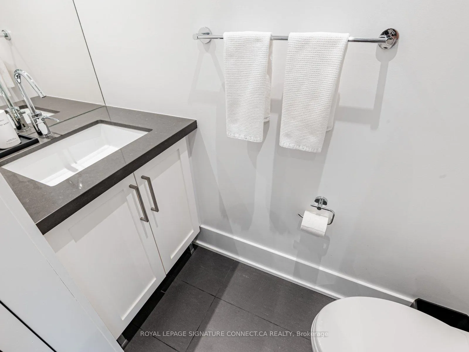 Photo 22 of Unit TH132, 39 Queens Quay E, Toronto, Waterfront Communities — HOMEH