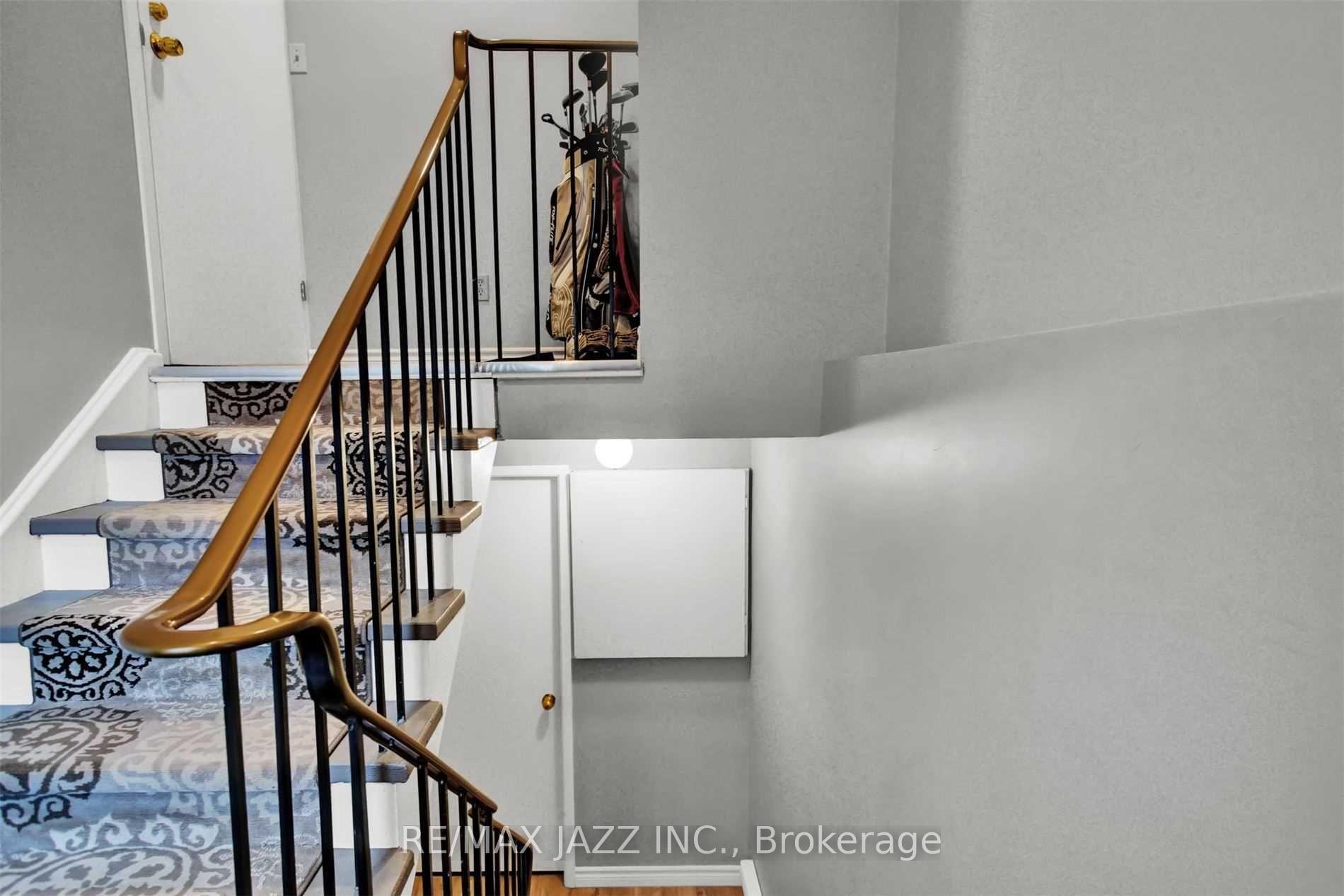 Photo 6 of 38 John Scott Avenue, Clarington, Bowmanville — HOMEH