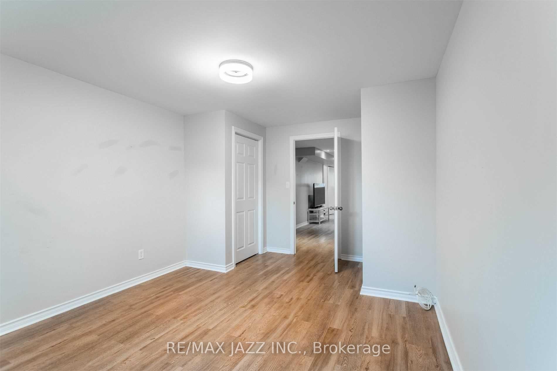 Photo 15 of 38 John Scott Avenue, Clarington, Bowmanville — HOMEH