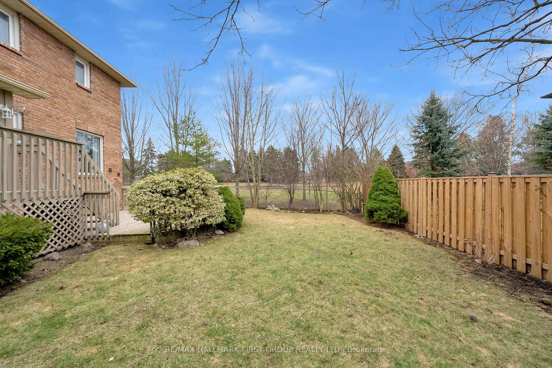 Photo 15 of 27 Hawkins Crescent, Ajax, South West — HOMEH