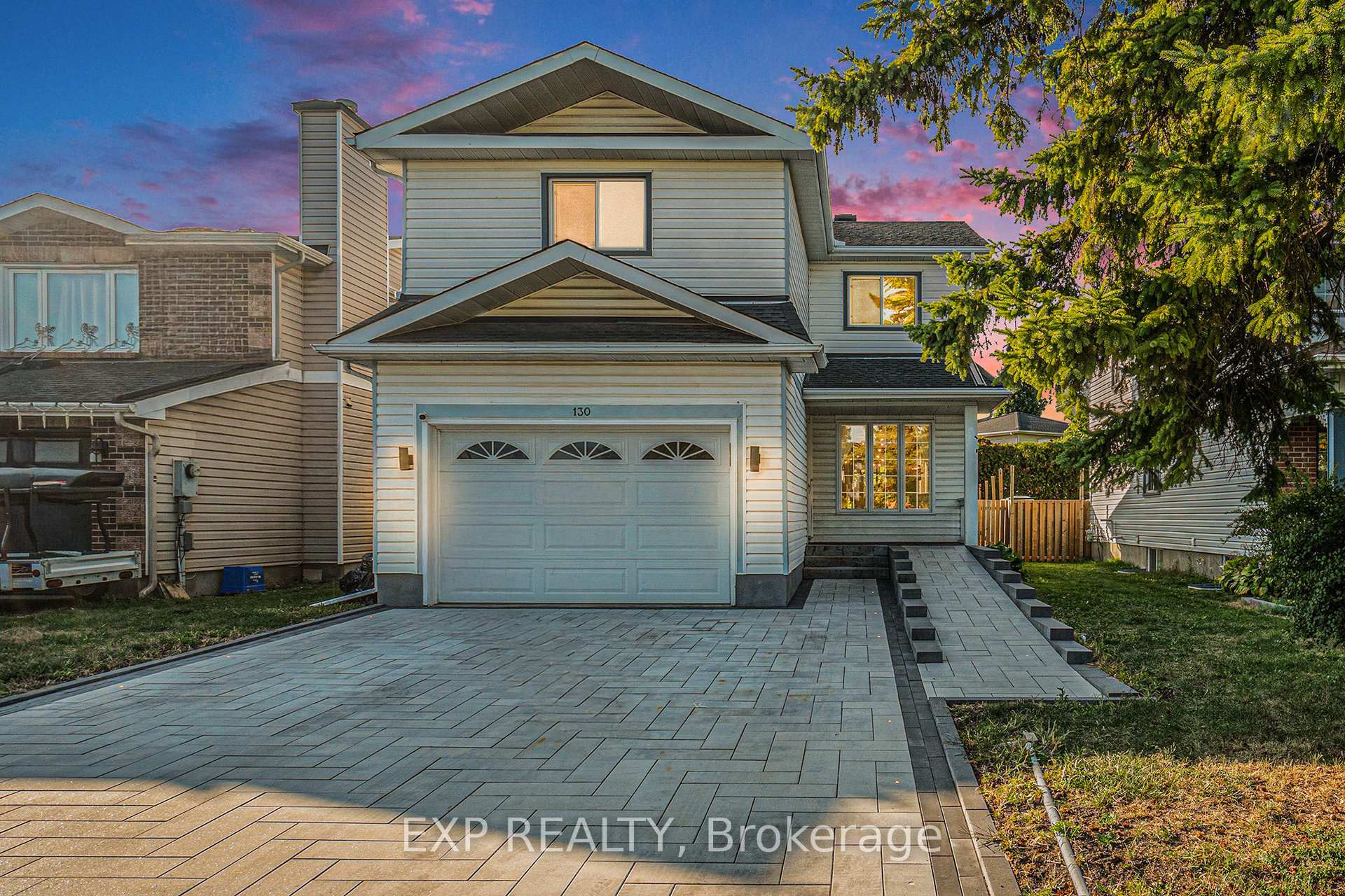 Photo 6 of 130 Tartan Drive, Ottawa, Barrhaven - Heritage Park — HOMEH
