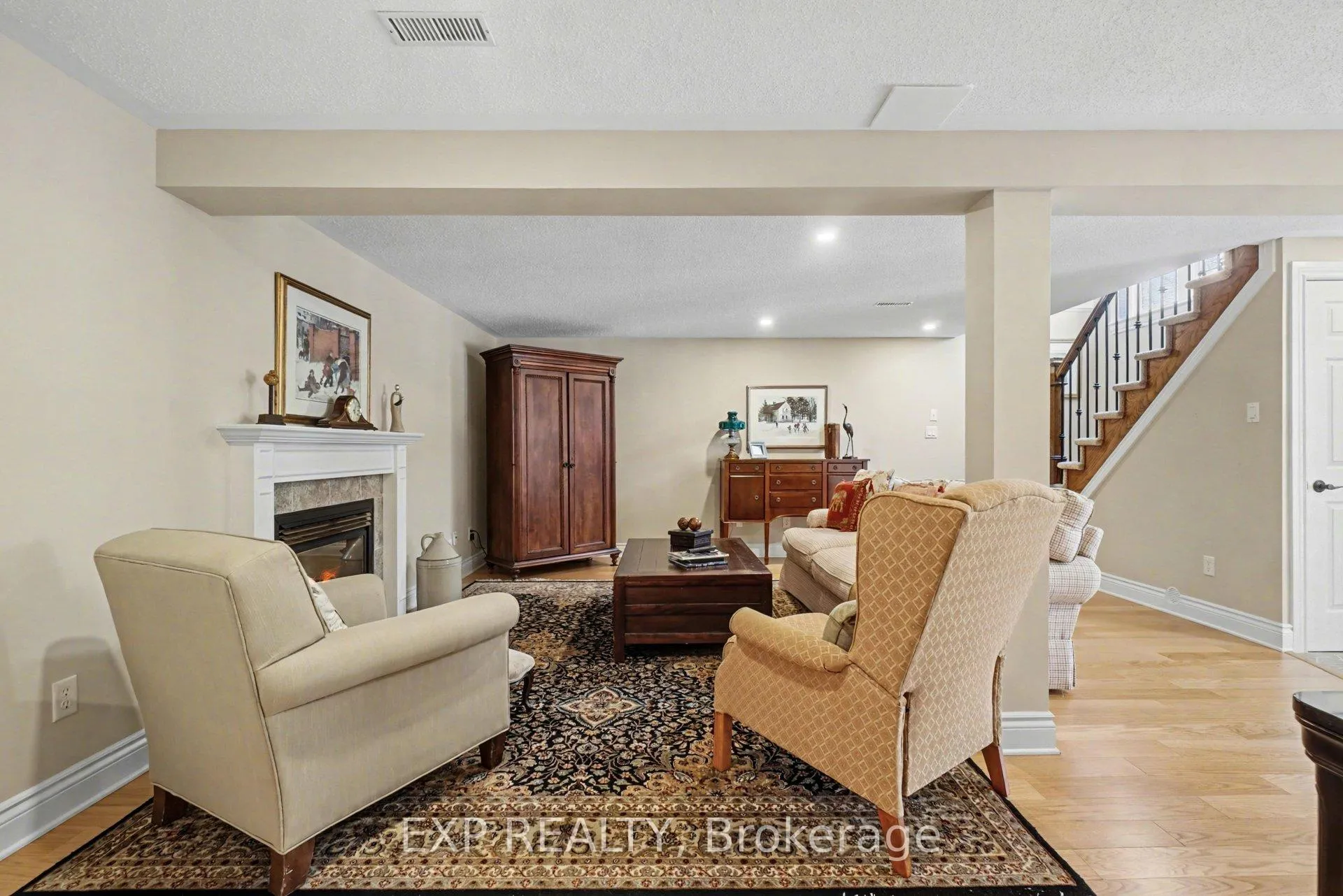 Photo 24 of 45 Morenz Terrace, Ottawa, Kanata - Kanata Lakes/Heritage Hills — HOMEH