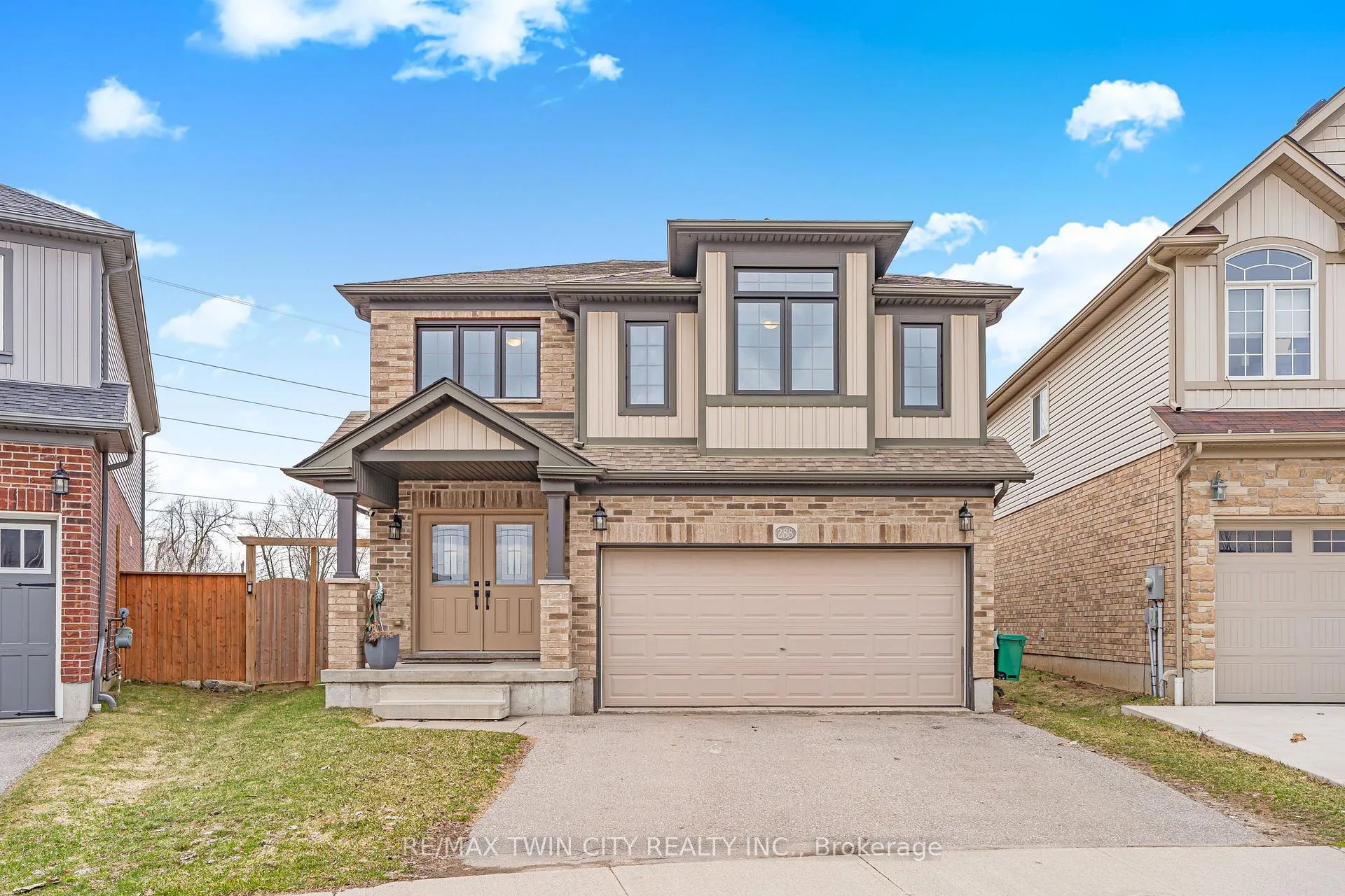 Photo 1 of 288 Steepleridge Street, Kitchener — HOMEH