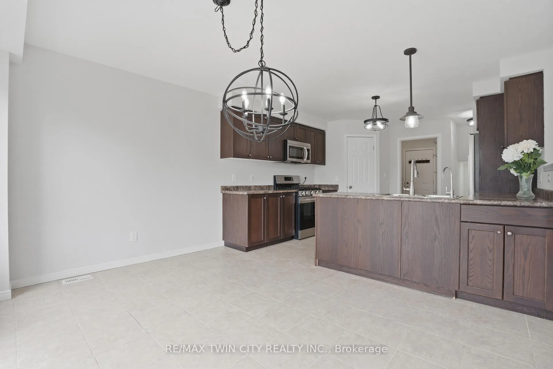 Photo 19 of 288 Steepleridge Street, Kitchener — HOMEH