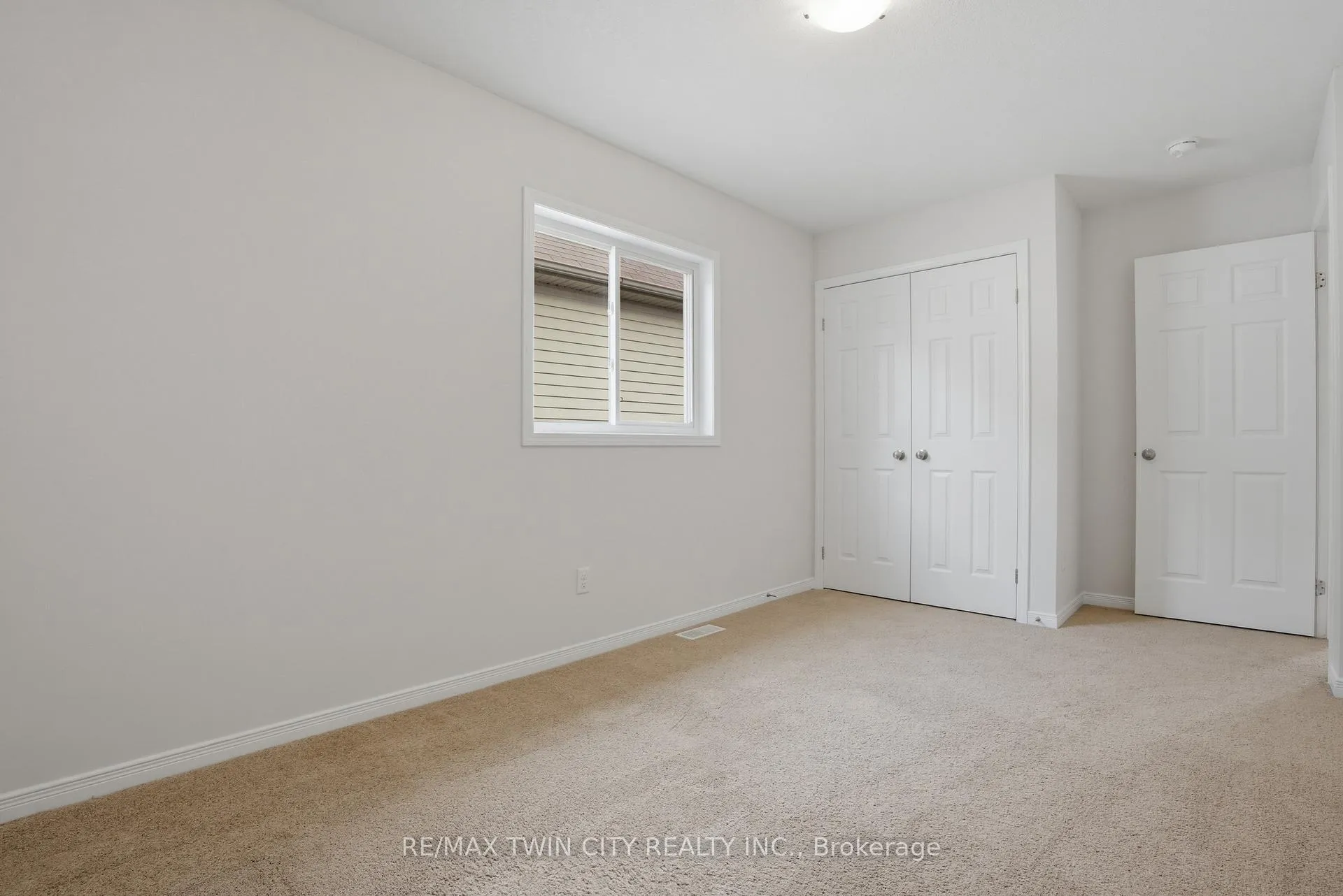 Photo 26 of 288 Steepleridge Street, Kitchener — HOMEH