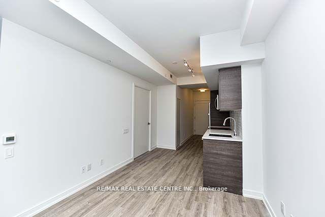 Photo 8 of Unit 3406, 28 Wellesley Street E, Toronto, Church-Yonge Corridor — HOMEH