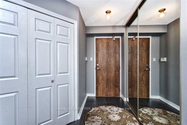 Photo 4 of Unit 1514, 7440 Bathurst Street, Vaughan, Brownridge — HOMEH