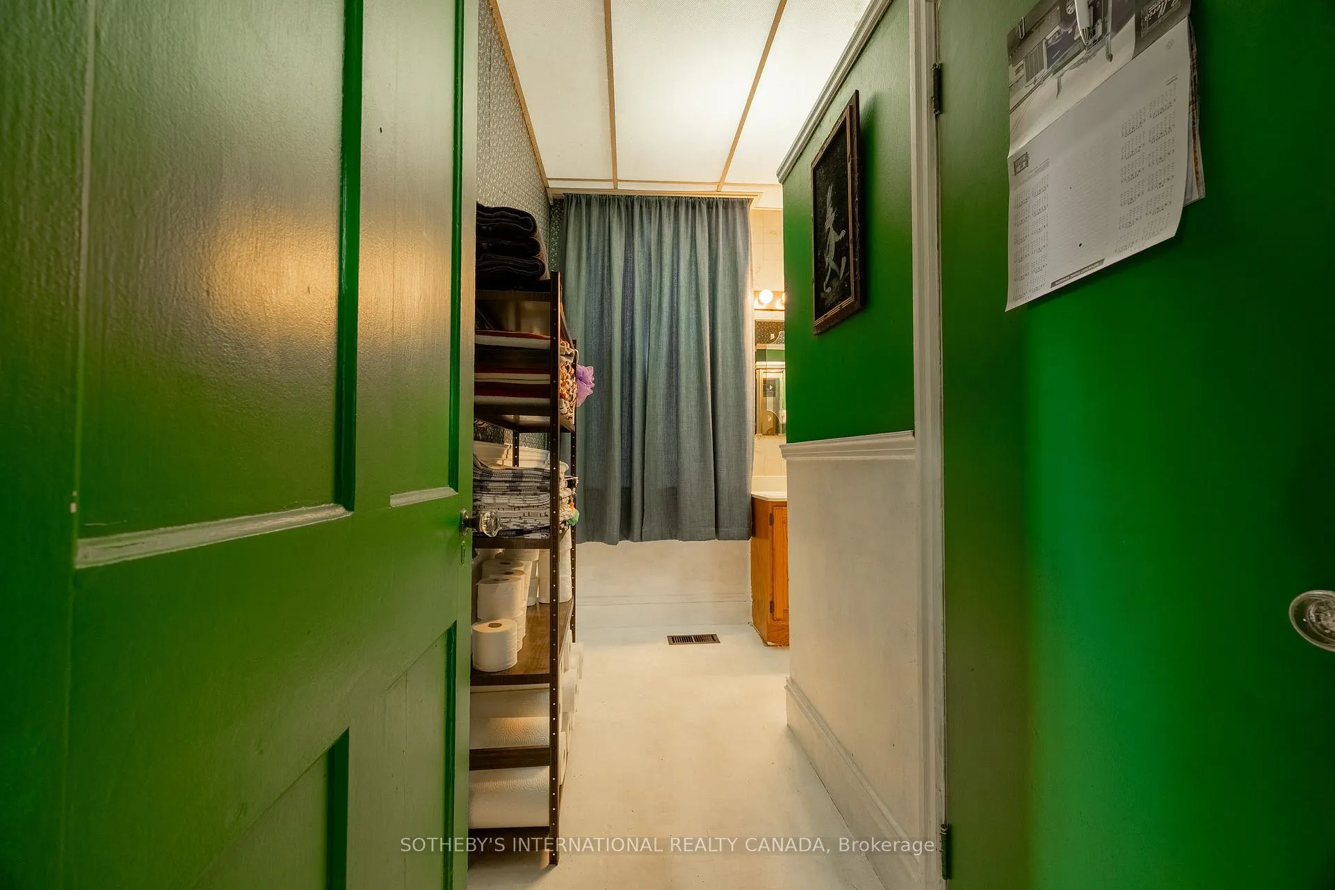 Photo 15 of 111 Broadway Street W, Brant, Paris — HOMEH