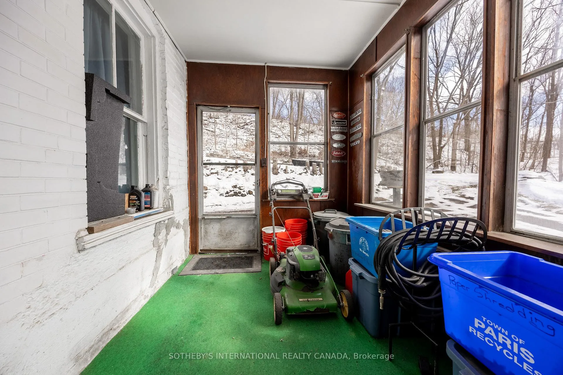 Photo 26 of 111 Broadway Street W, Brant, Paris — HOMEH