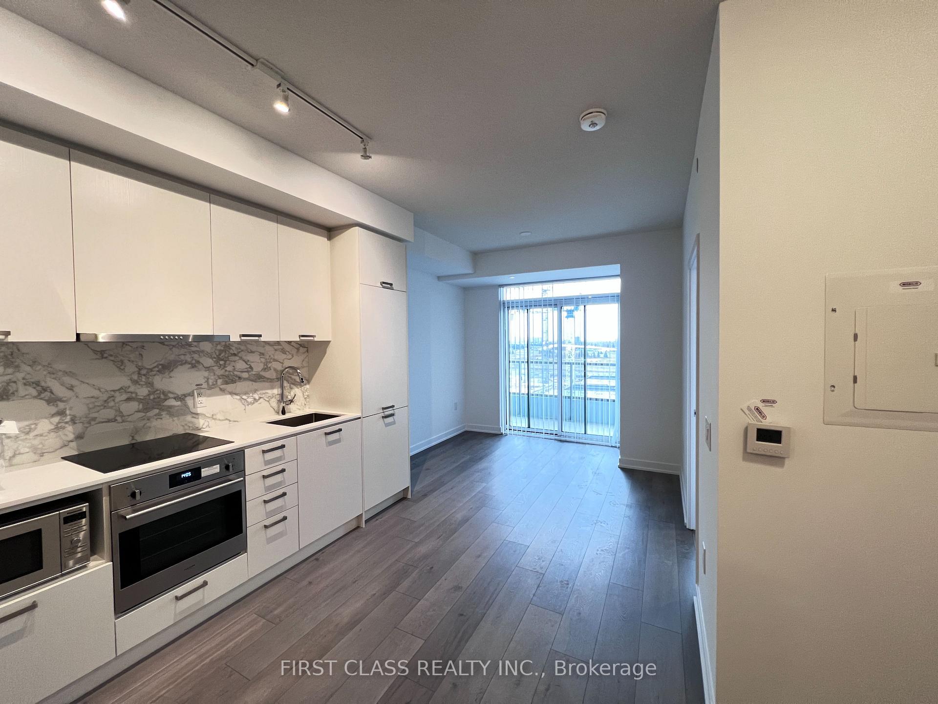 Photo 5 of Unit 1010, 10 Honeycrisp Crescent, Vaughan, Vaughan Corporate Centre — HOMEH