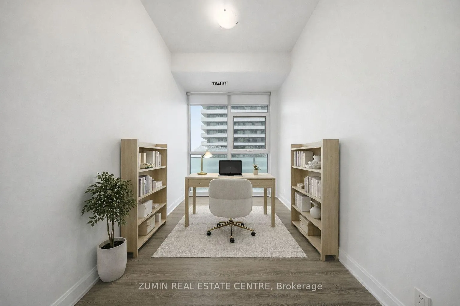 Photo 10 of Unit LPH3602, 33 Shore Breeze Drive, Etobicoke, Mimico — HOMEH
