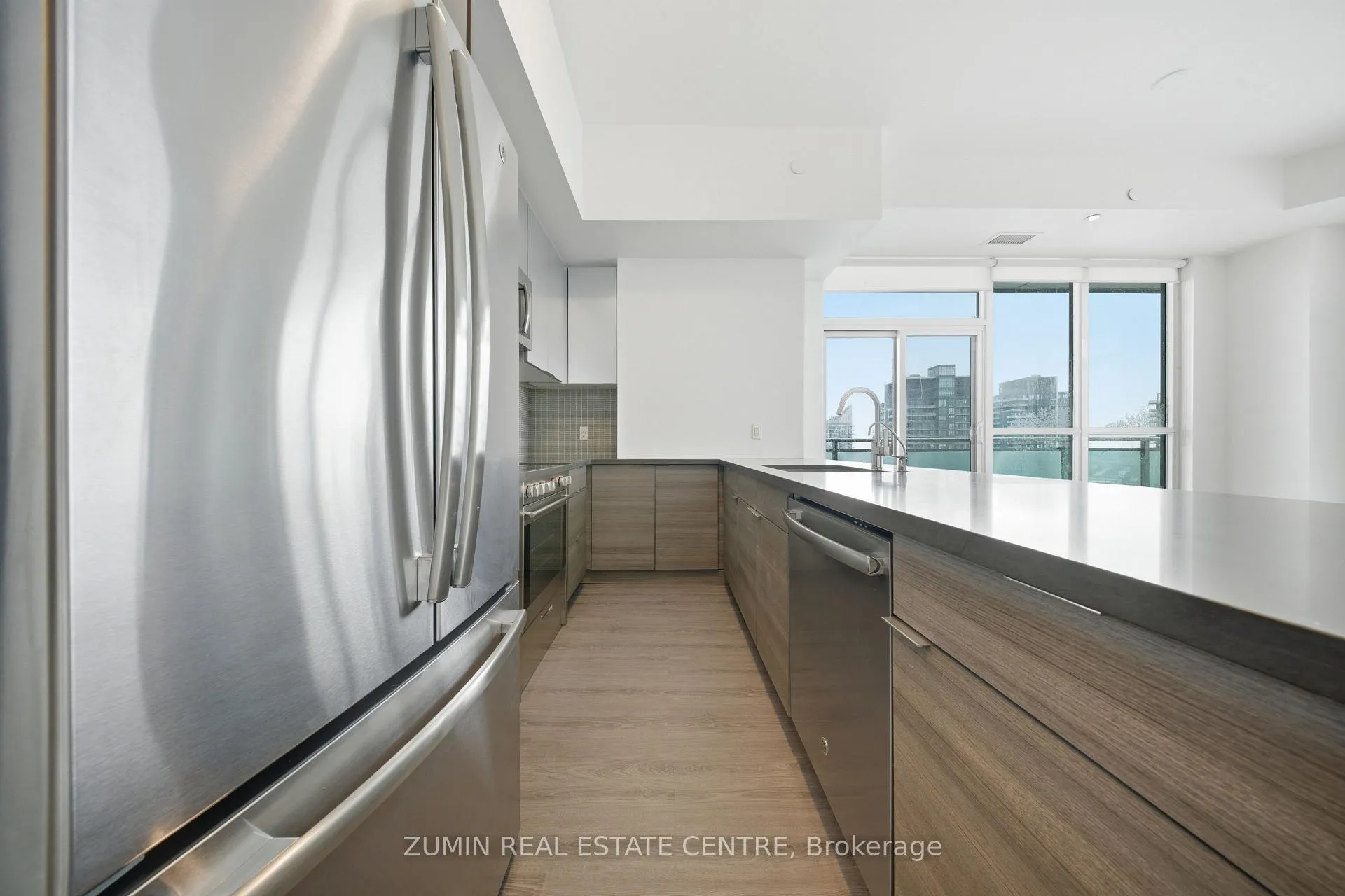 Photo 12 of Unit LPH3602, 33 Shore Breeze Drive, Etobicoke, Mimico — HOMEH