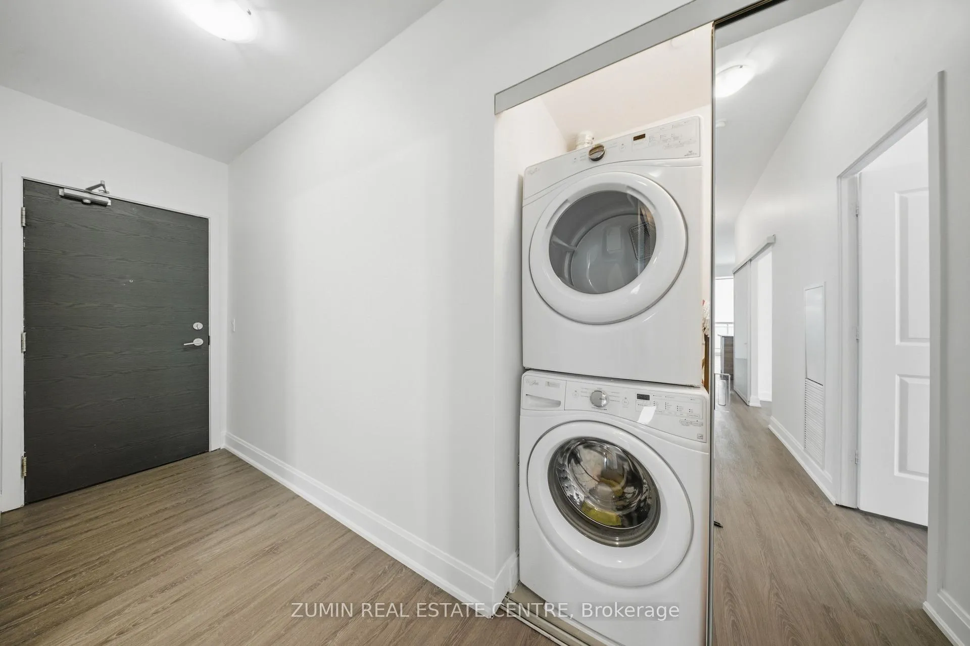 Photo 19 of Unit LPH3602, 33 Shore Breeze Drive, Etobicoke, Mimico — HOMEH