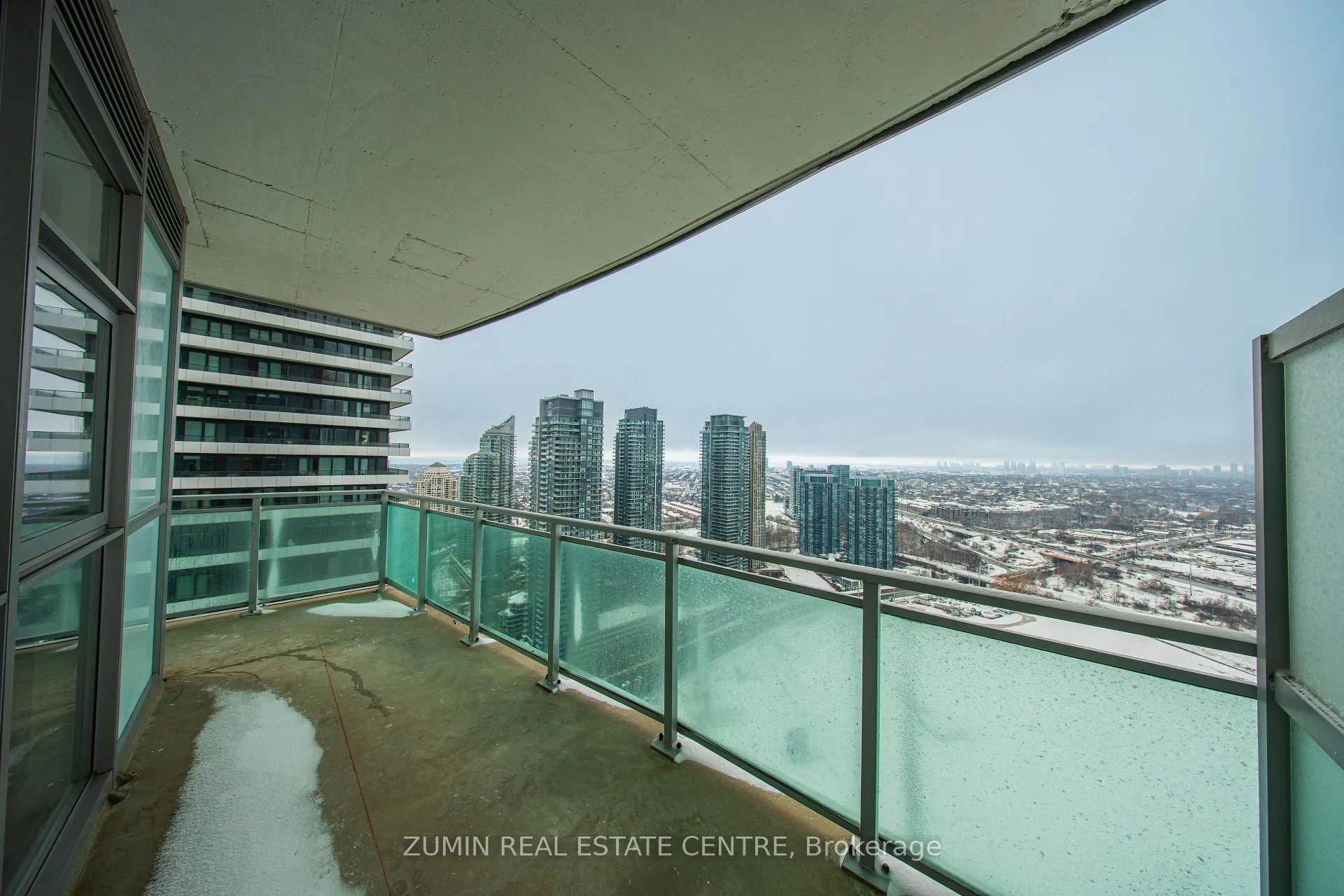 Photo 20 of Unit LPH3602, 33 Shore Breeze Drive, Etobicoke, Mimico — HOMEH