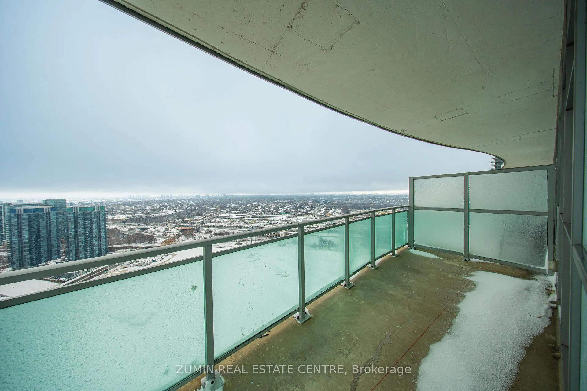 Photo 22 of Unit LPH3602, 33 Shore Breeze Drive, Etobicoke, Mimico — HOMEH
