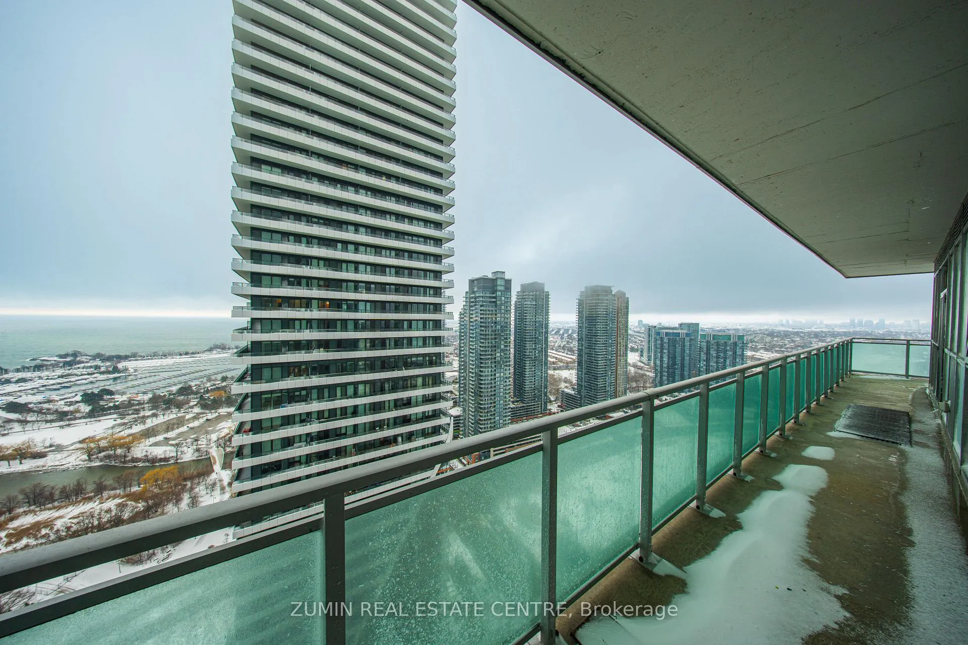 Photo 24 of Unit LPH3602, 33 Shore Breeze Drive, Etobicoke, Mimico — HOMEH