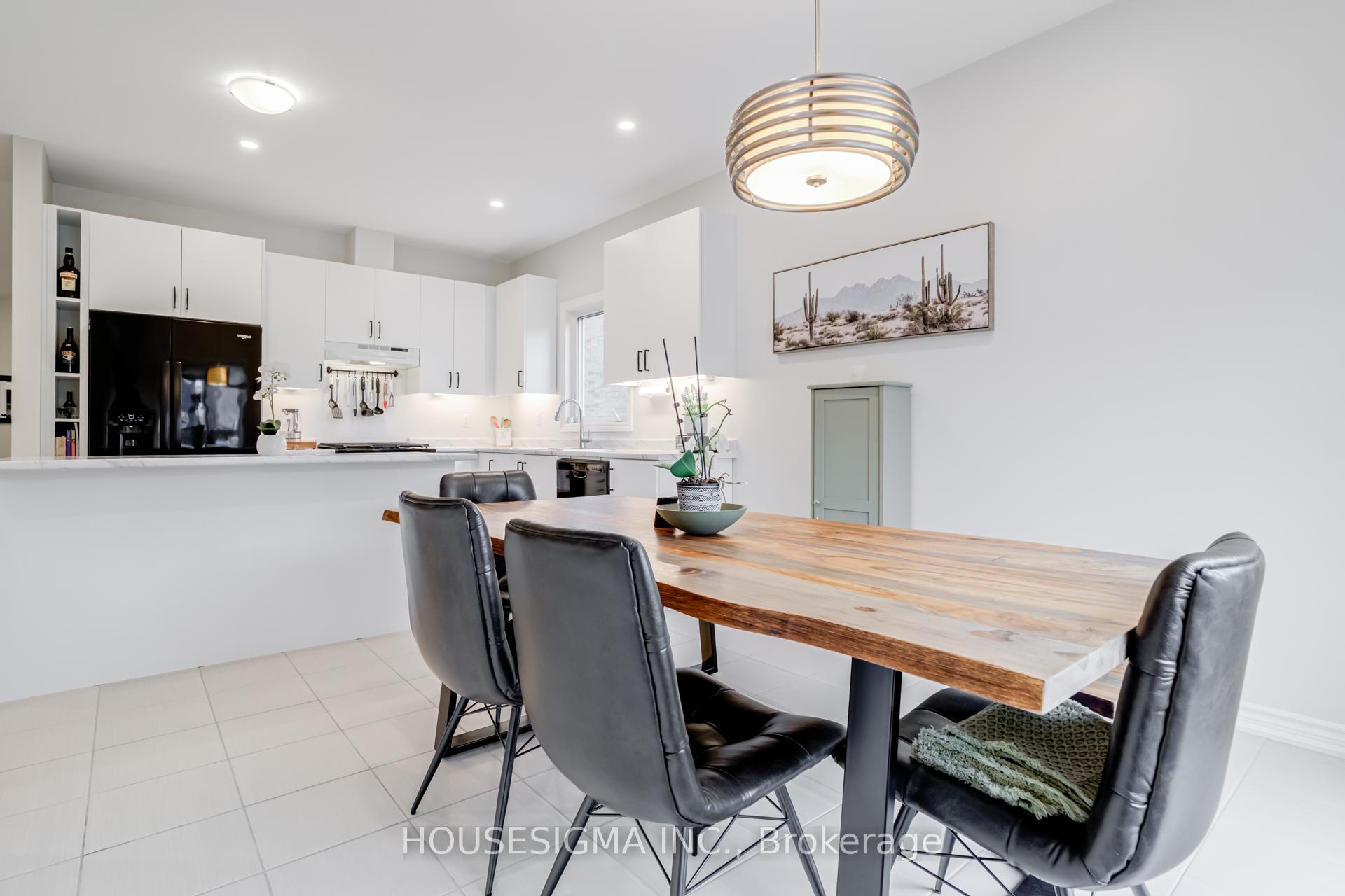 Photo 7 of 208 Breton Street, Clearview, Stayner — HOMEH