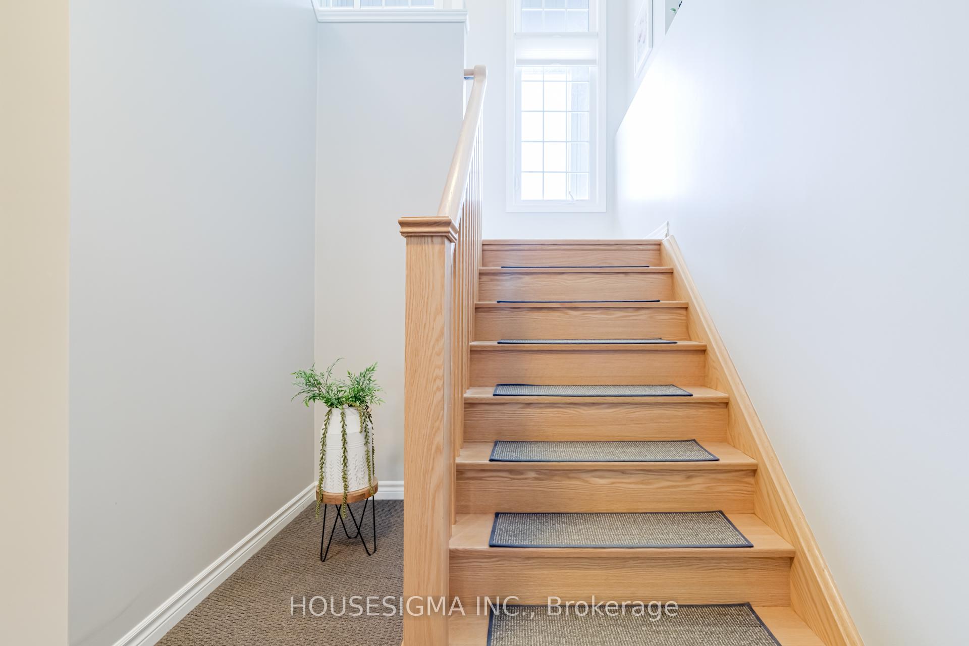 Photo 20 of 208 Breton Street, Clearview, Stayner — HOMEH