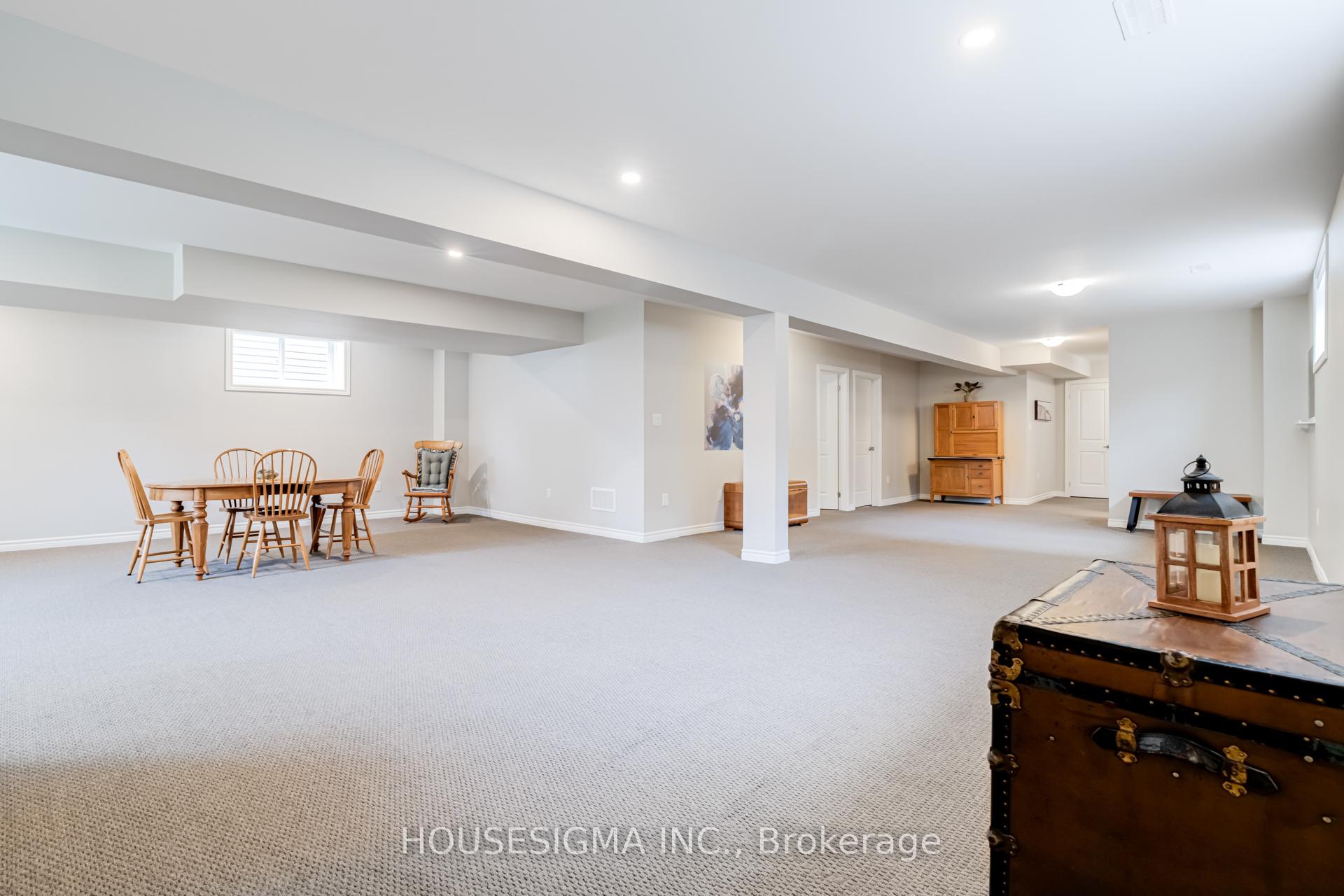Photo 22 of 208 Breton Street, Clearview, Stayner — HOMEH
