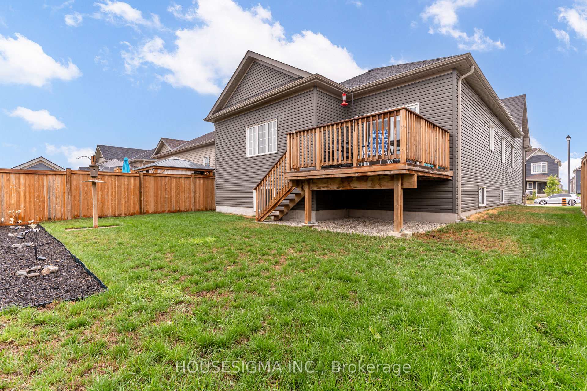 Photo 29 of 208 Breton Street, Clearview, Stayner — HOMEH