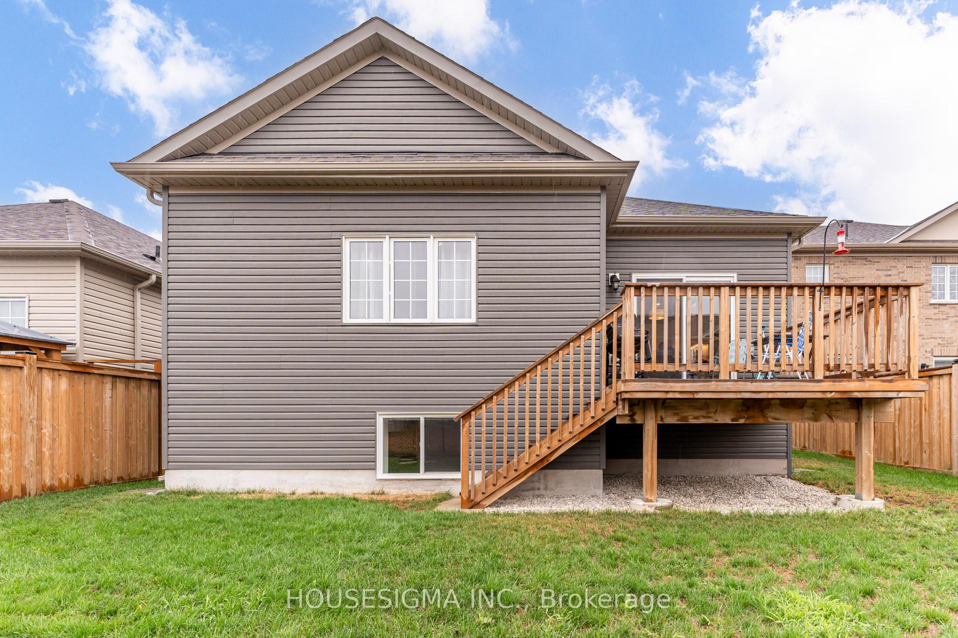 Photo 30 of 208 Breton Street, Clearview, Stayner — HOMEH