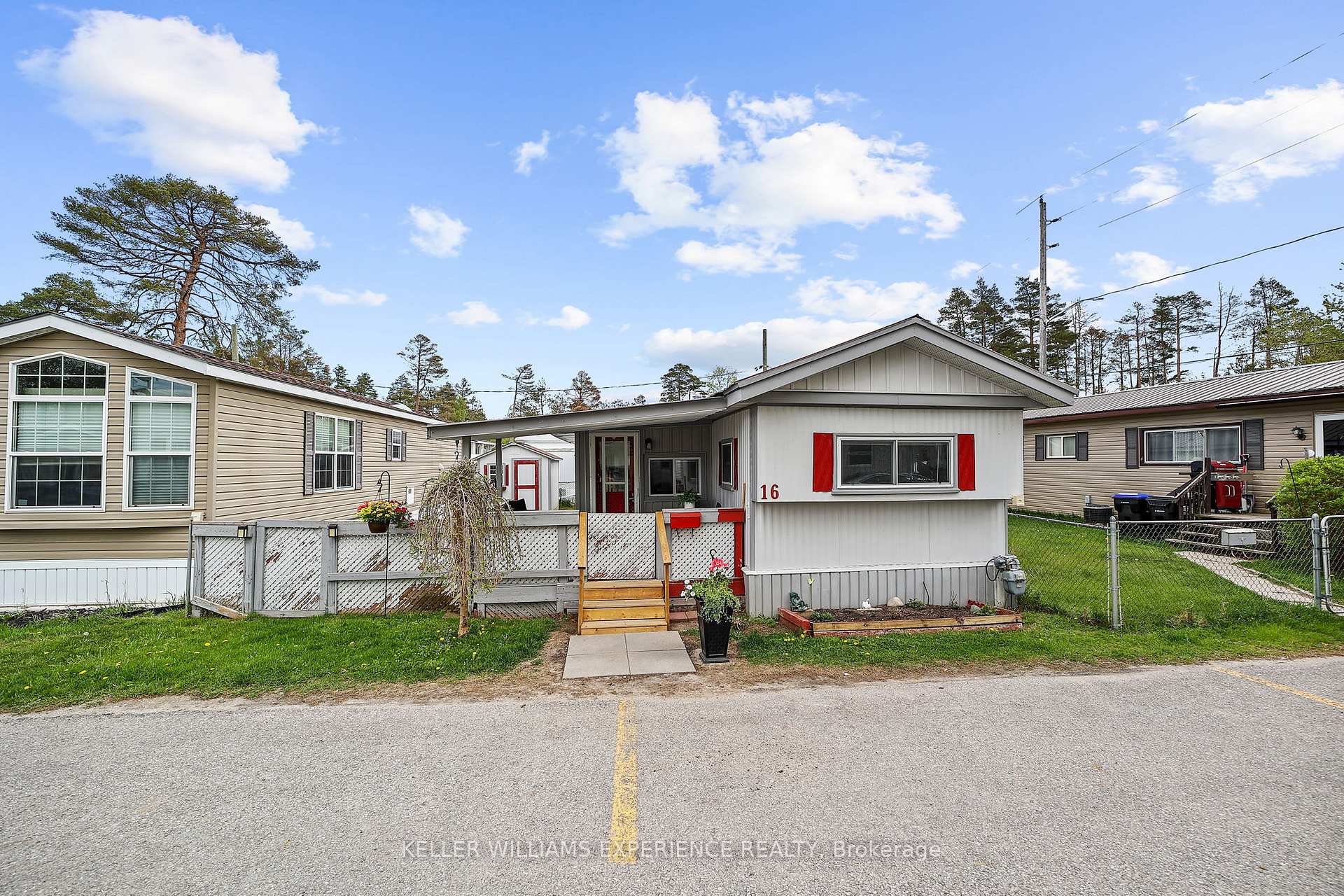 Photo 3 of 16 Second Street, Essa, Angus — HOMEH