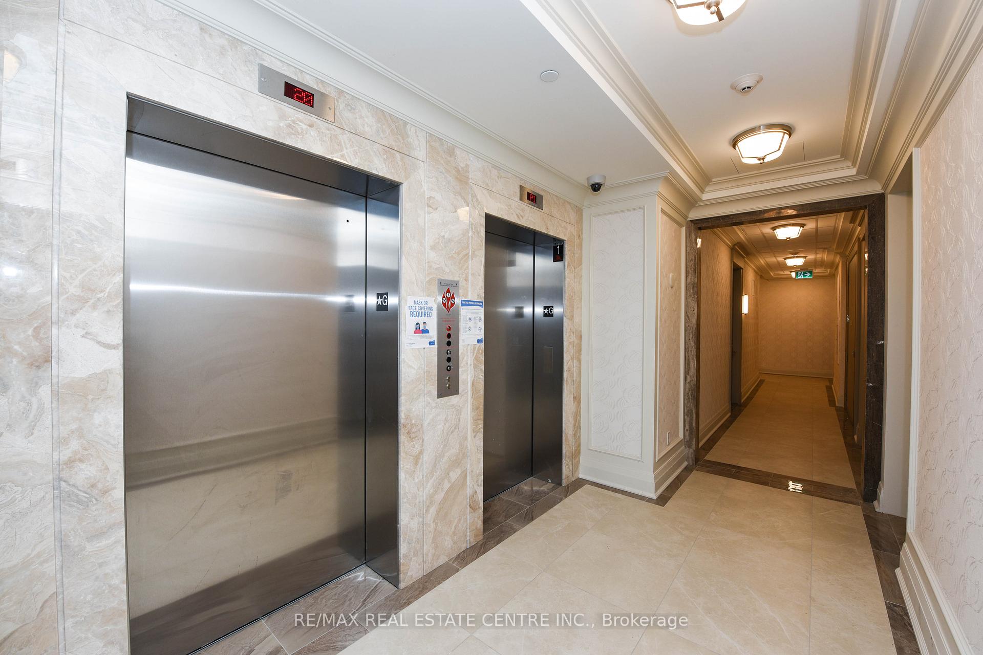 Photo 7 of Unit 910, 9075 Jane Street, Vaughan, Concord — HOMEH