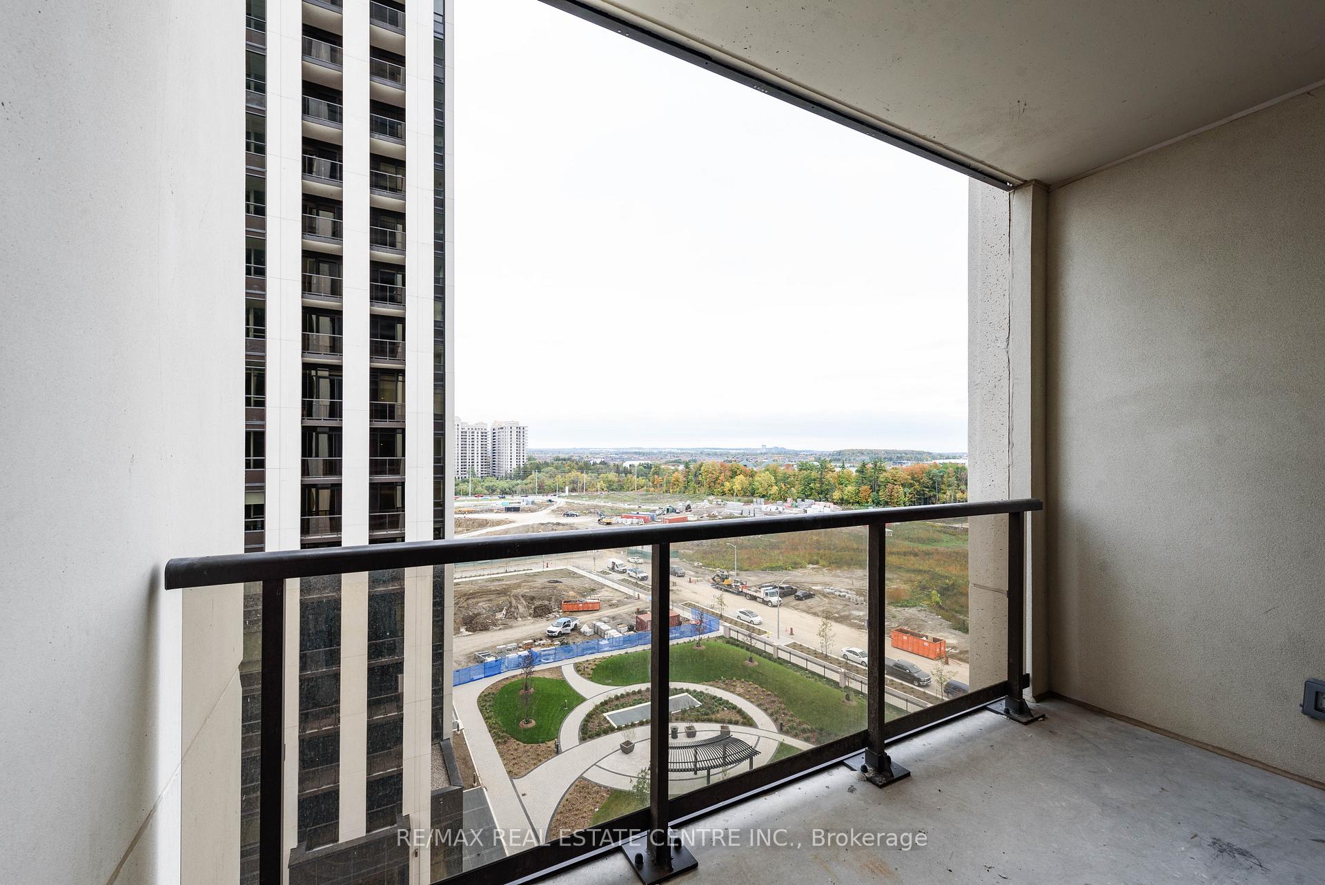 Photo 31 of Unit 910, 9075 Jane Street, Vaughan, Concord — HOMEH