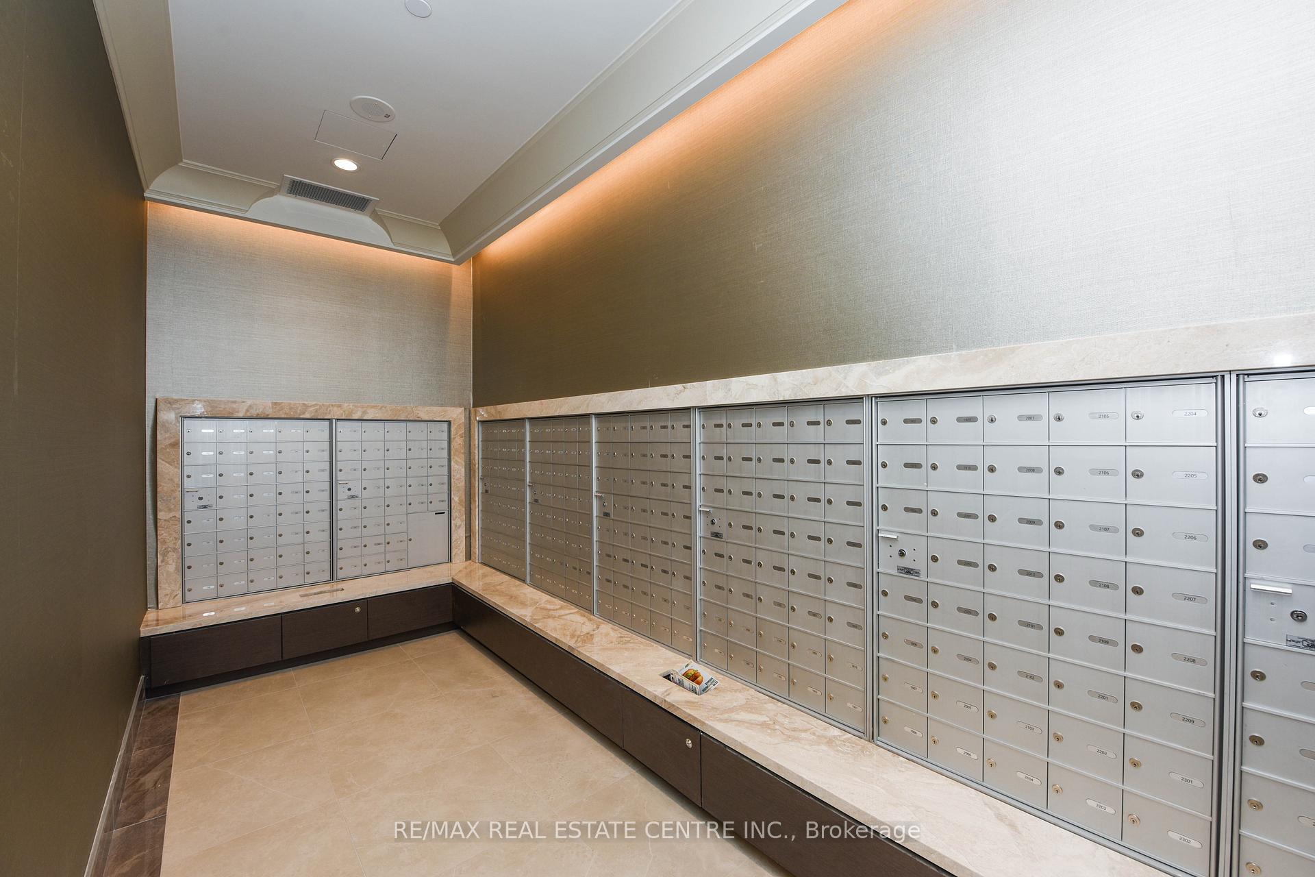 Photo 36 of Unit 910, 9075 Jane Street, Vaughan, Concord — HOMEH