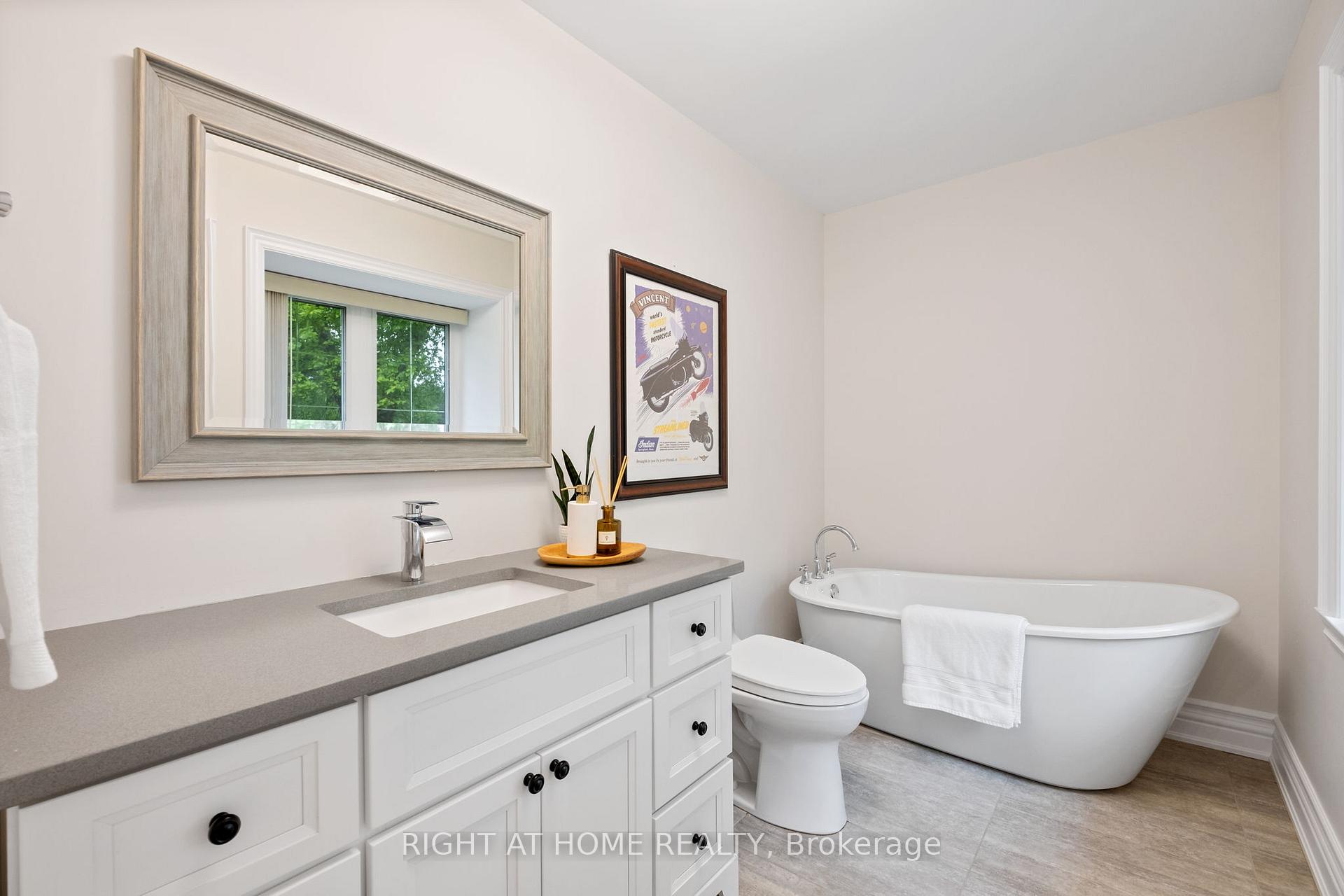 Photo 23 of 14 Mcbride Court, Caledon, Palgrave — HOMEH