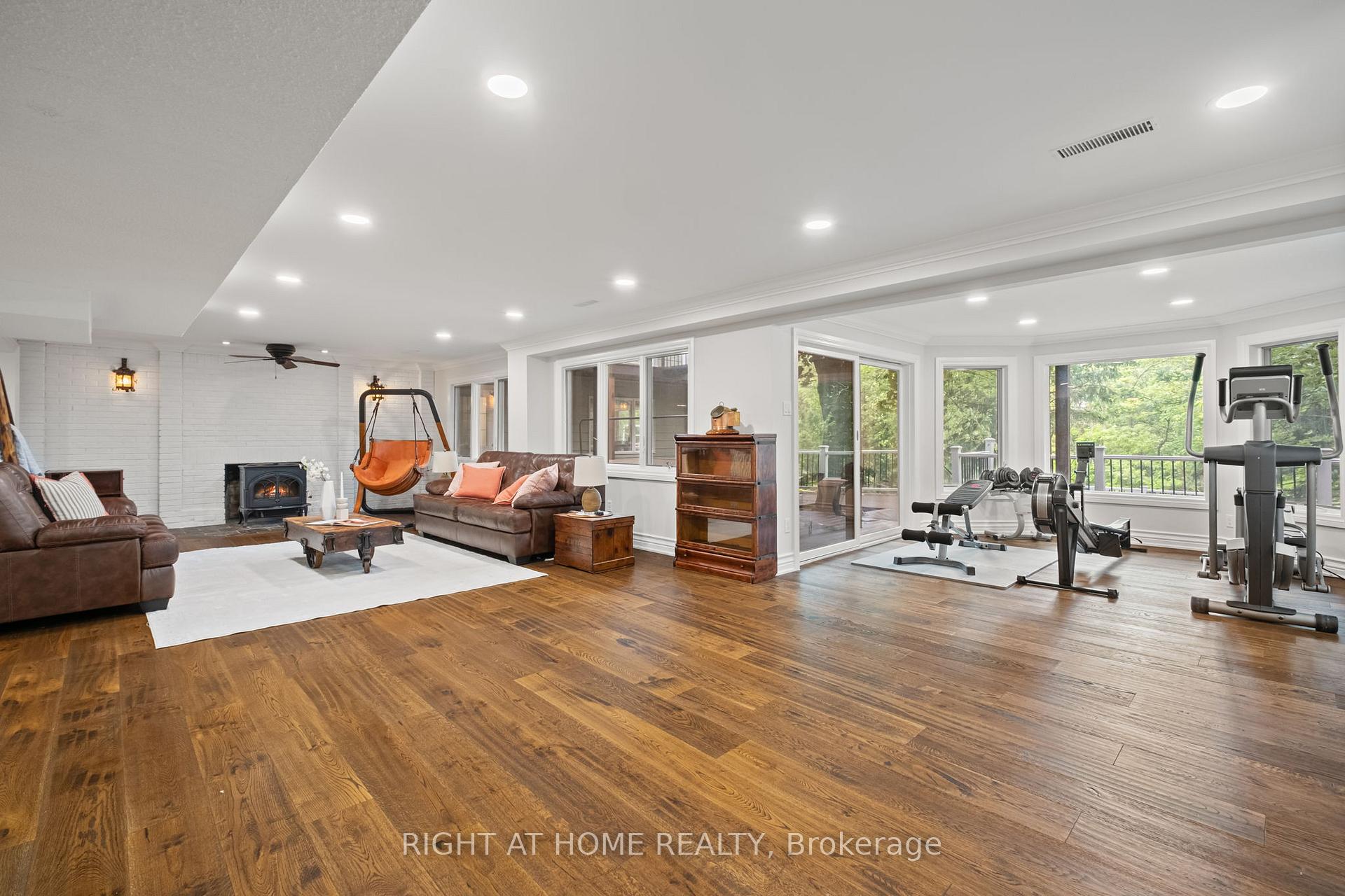 Photo 19 of 14 Mcbride Court, Caledon, Palgrave — HOMEH