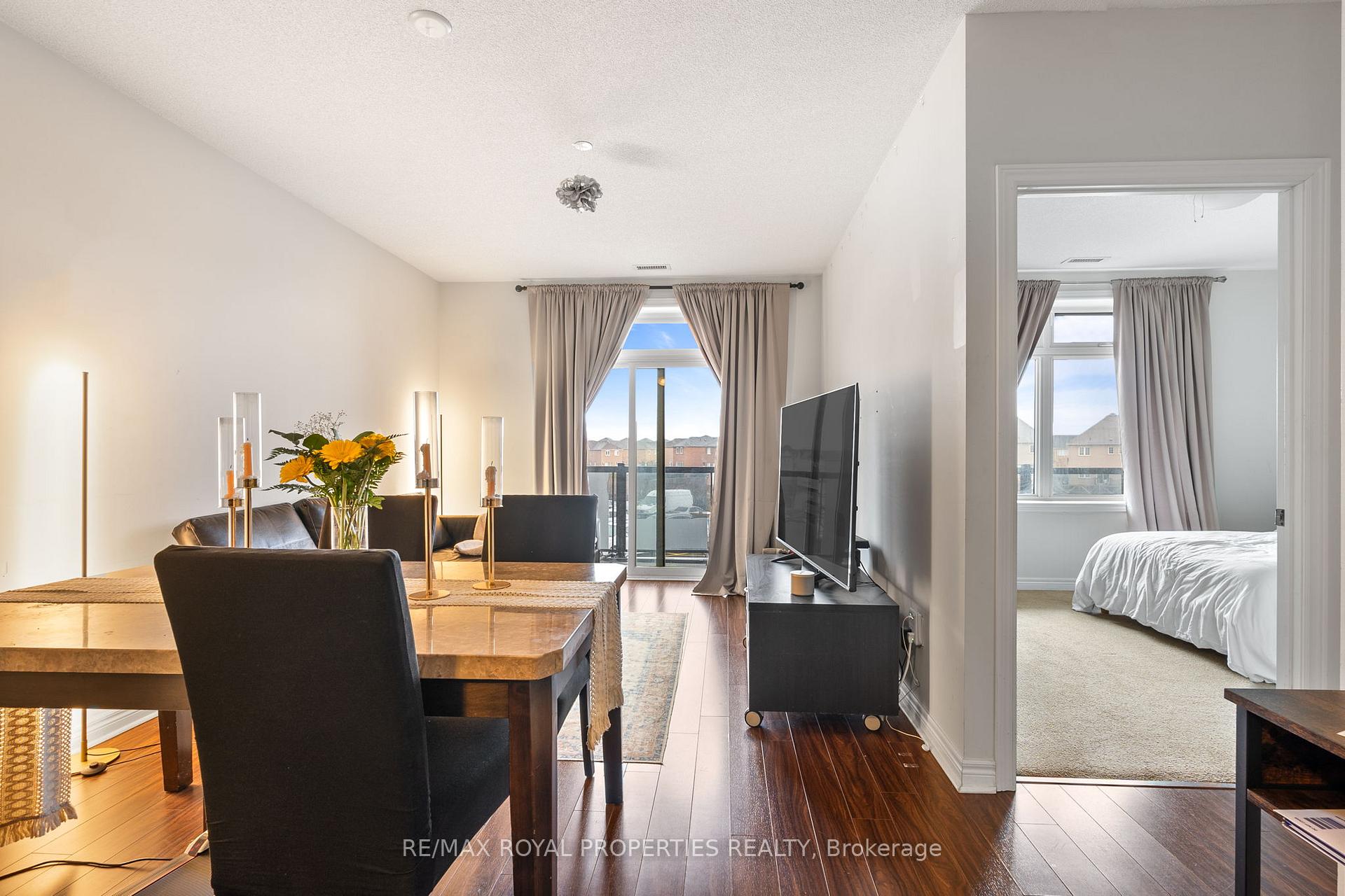 Photo 15 of Unit 216, 7325 Markham Road, Markham, Cedarwood — HOMEH