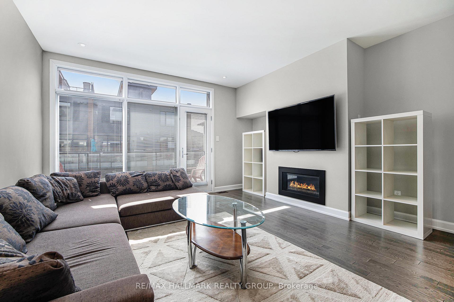Photo 3 of 378 Deschatelets Avenue, Ottawa, Ottawa East — HOMEH