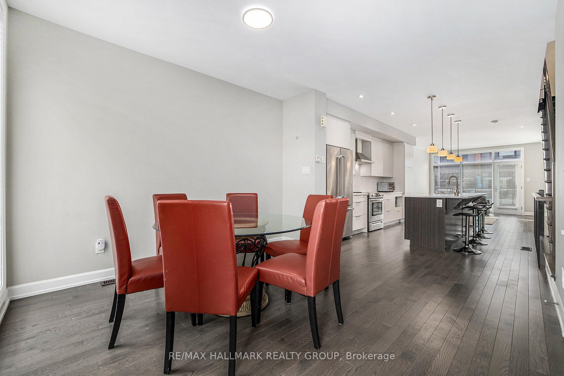 Photo 9 of 378 Deschatelets Avenue, Ottawa, Ottawa East — HOMEH