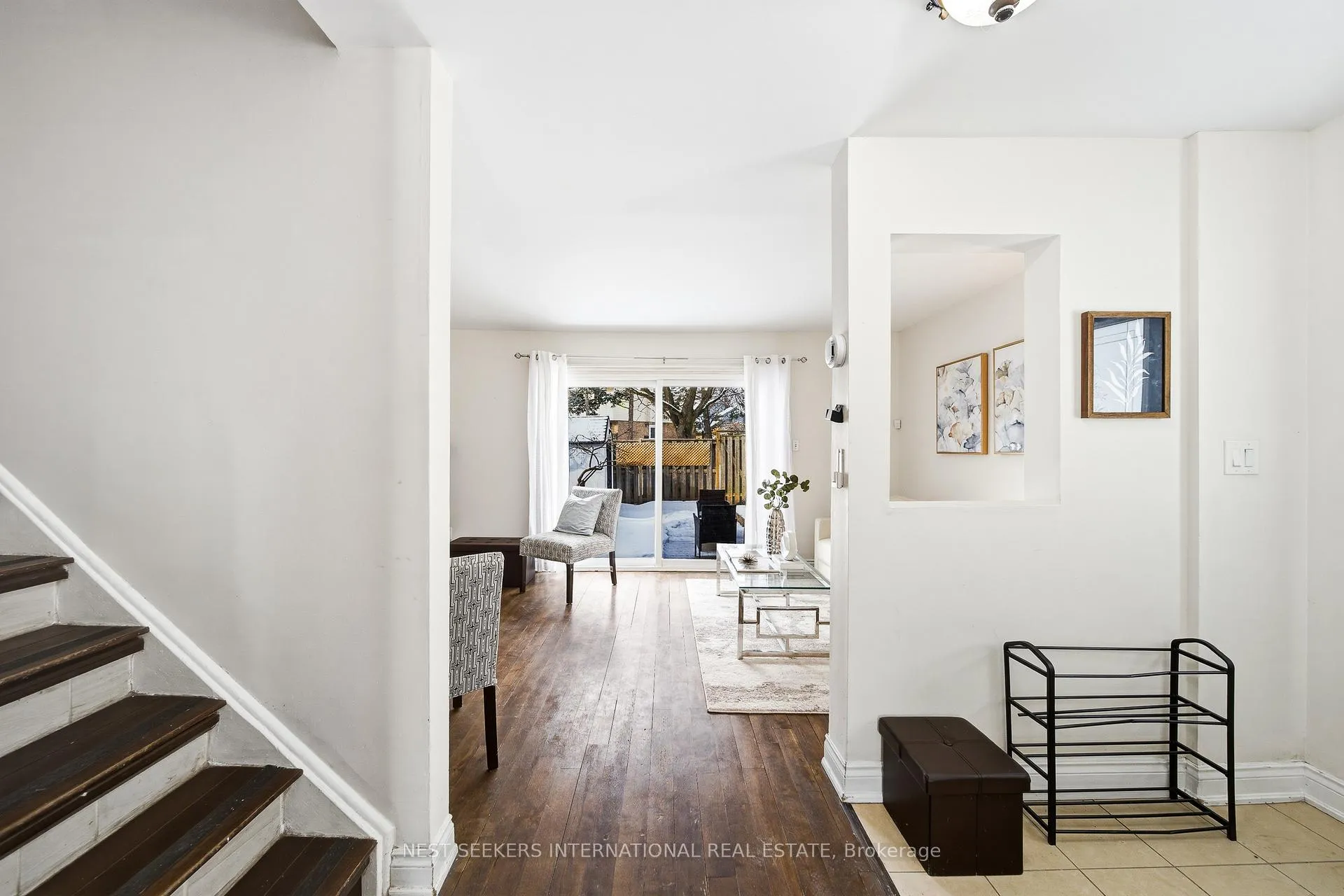 Photo 5 of Unit 30, 6540 Falconer Drive, Mississauga, Streetsville — HOMEH