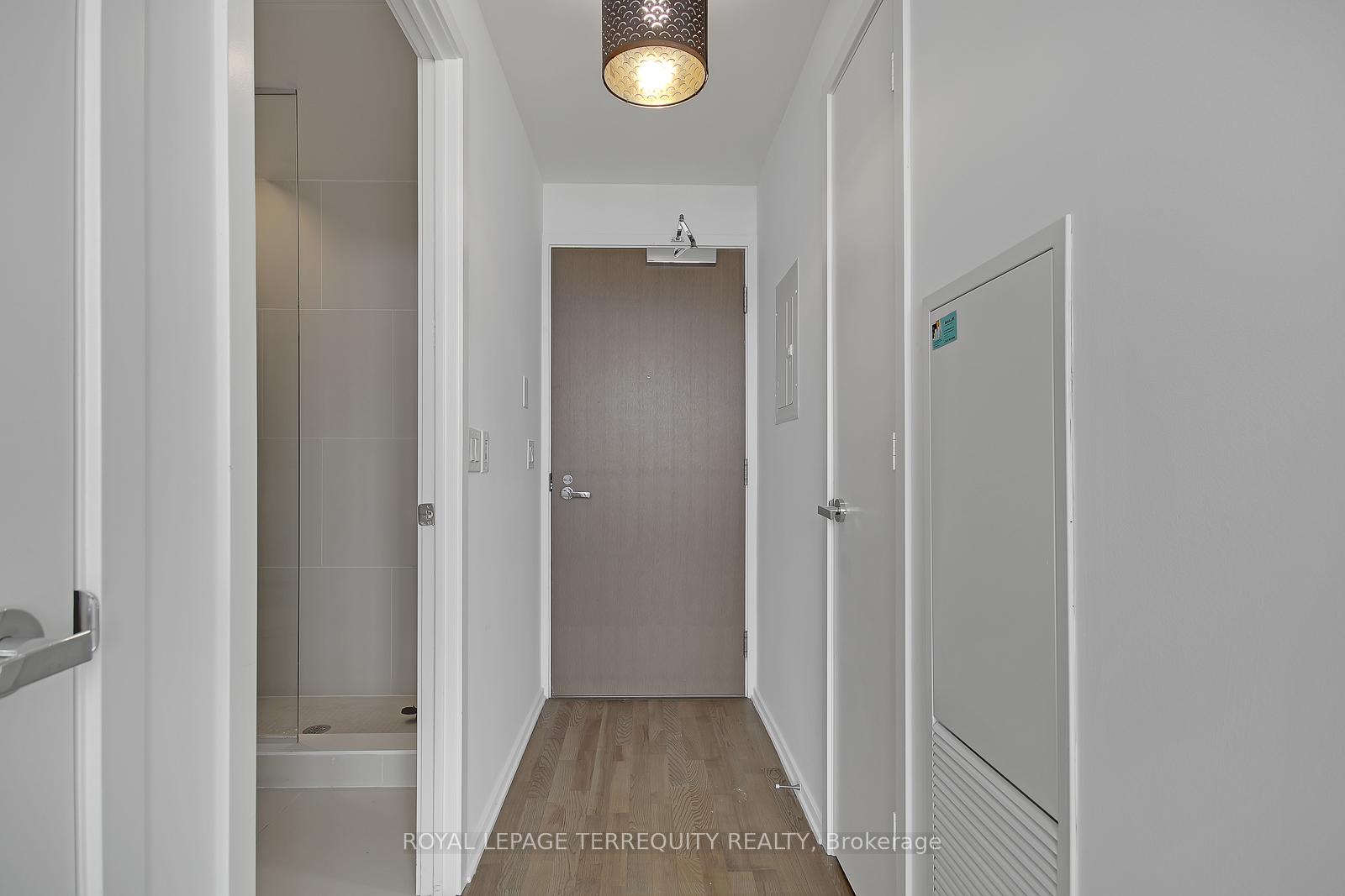 Photo 3 of Unit 4003, 1 Bloor Street E, Toronto, Church-Yonge Corridor — HOMEH