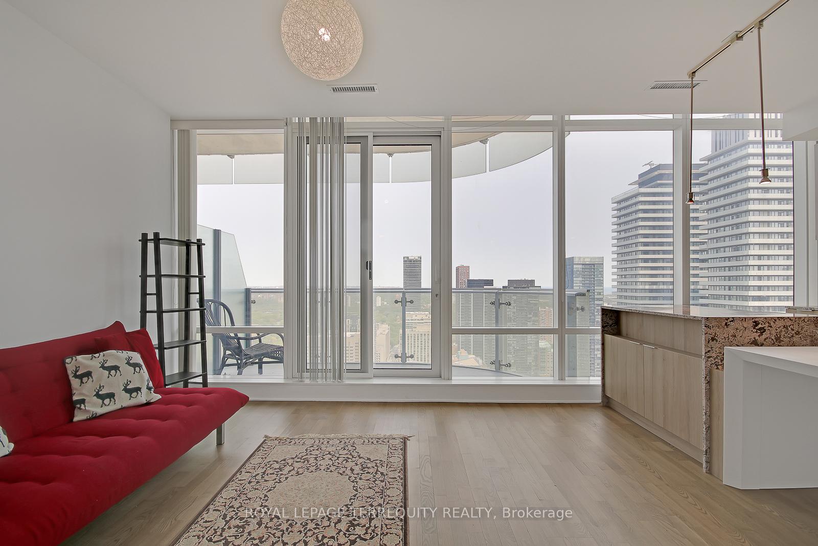 Photo 11 of Unit 4003, 1 Bloor Street E, Toronto, Church-Yonge Corridor — HOMEH