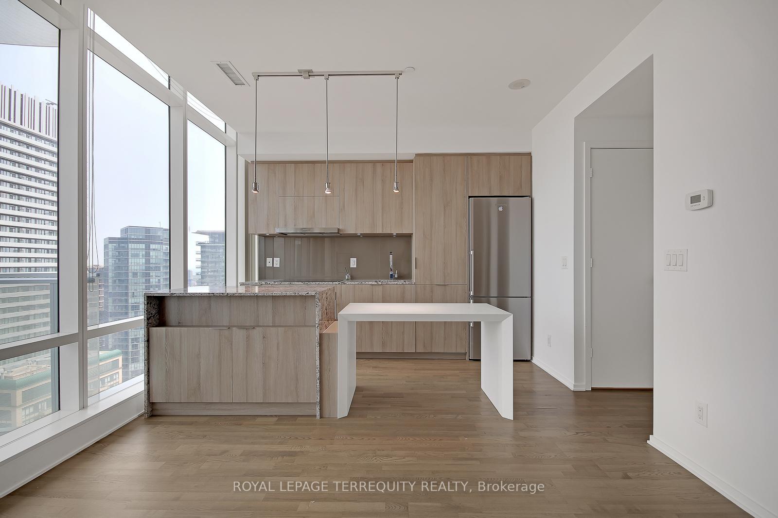 Photo 13 of Unit 4003, 1 Bloor Street E, Toronto, Church-Yonge Corridor — HOMEH