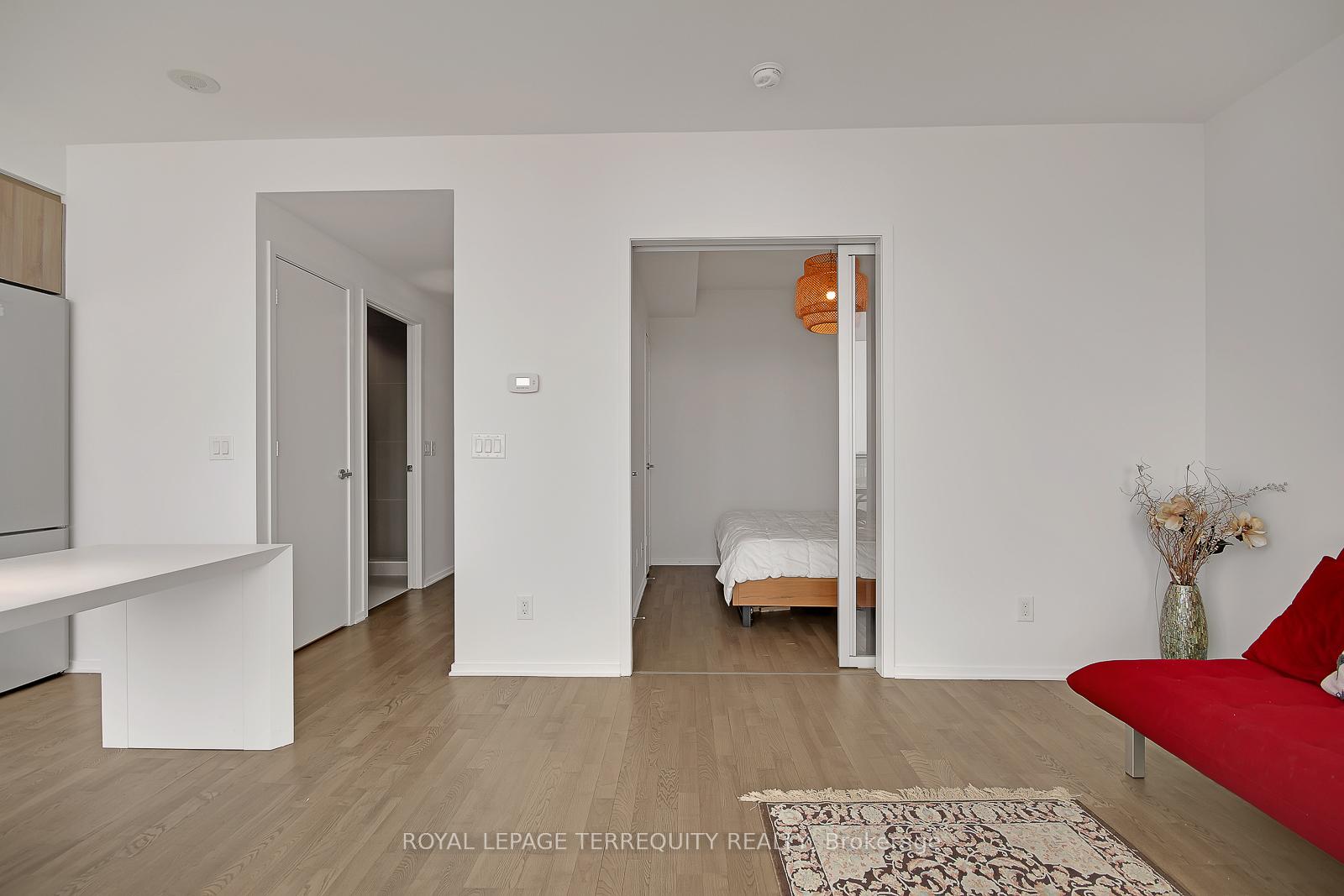 Photo 15 of Unit 4003, 1 Bloor Street E, Toronto, Church-Yonge Corridor — HOMEH