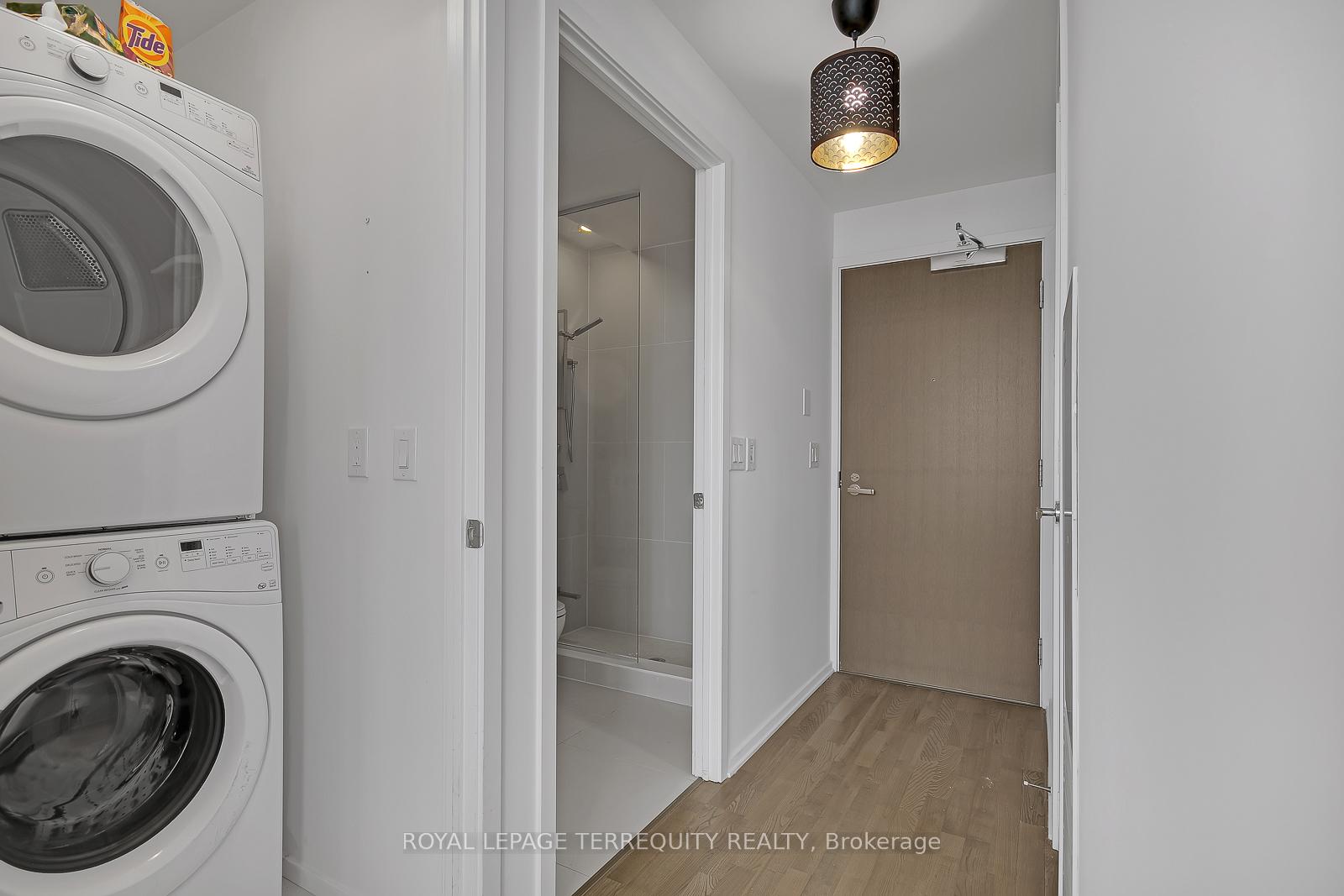 Photo 20 of Unit 4003, 1 Bloor Street E, Toronto, Church-Yonge Corridor — HOMEH