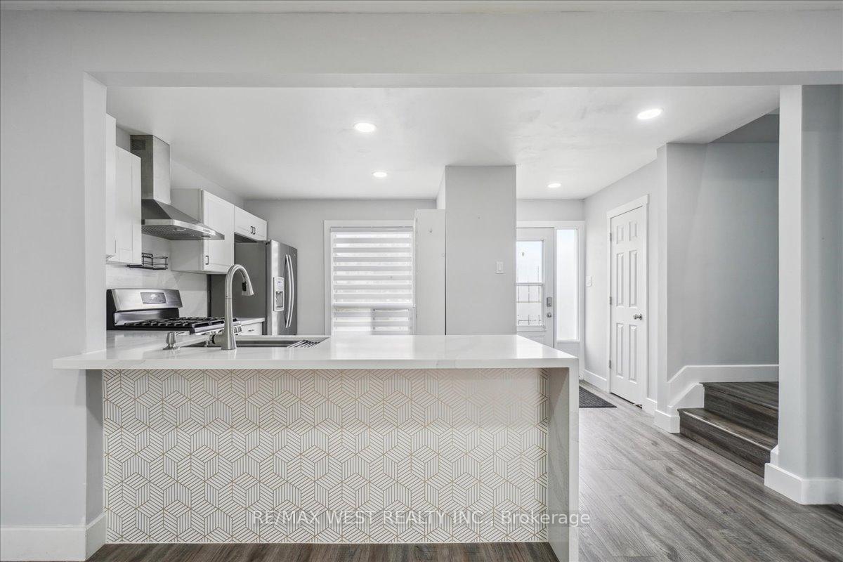 Photo 13 of Unit 30, 211 Kingham Road, Halton Hills, Acton — HOMEH